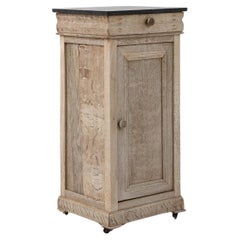 Chevet français 1900 en Oak Oak blanchi avec plateau en marbre sur roulettes