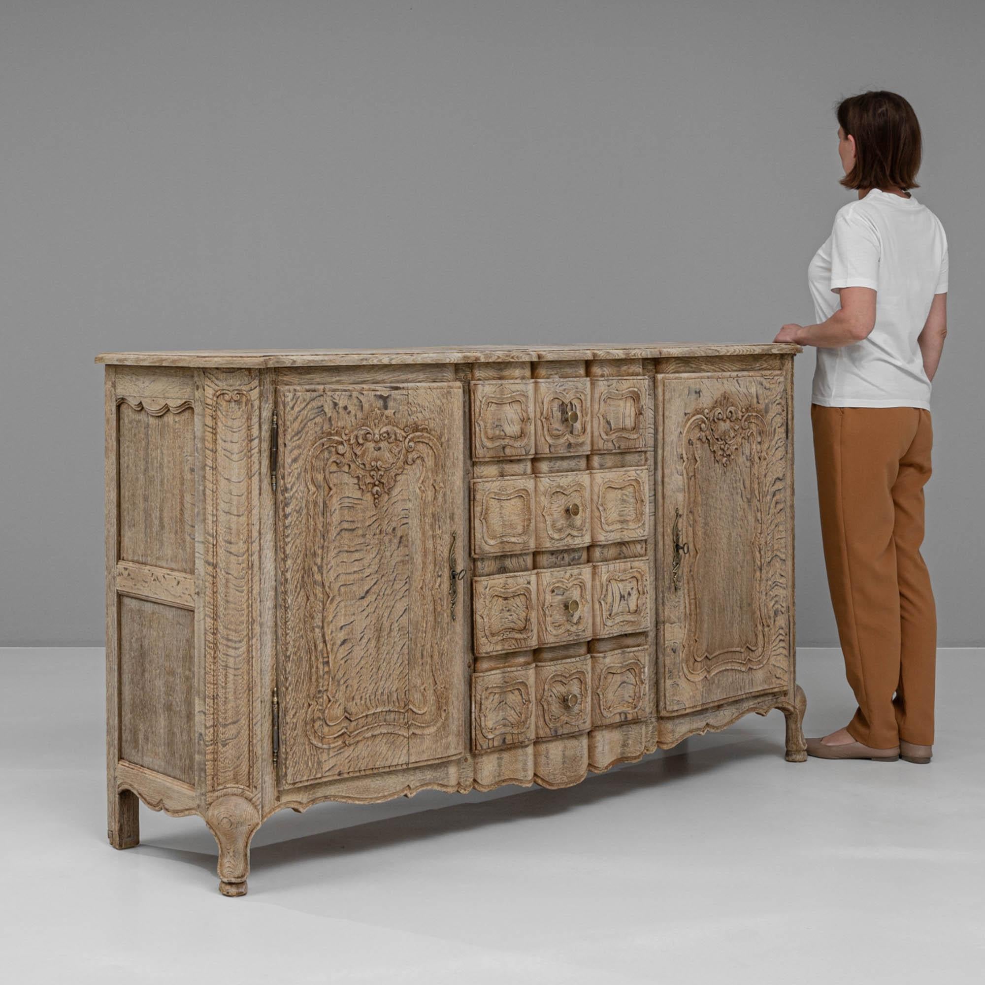 1900s French Bleached Oak Buffet 2
