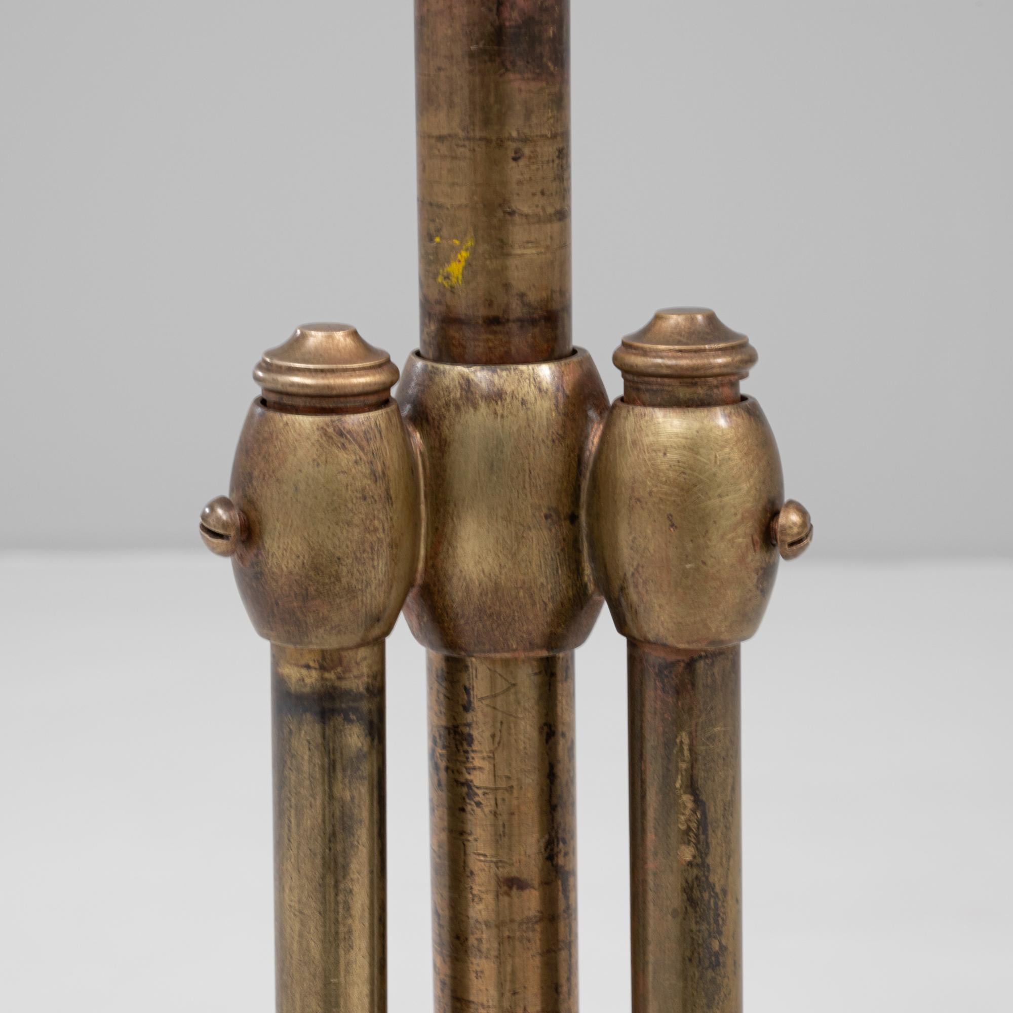 Appendiabiti da terra in ottone francese del 1900 in vendita 3