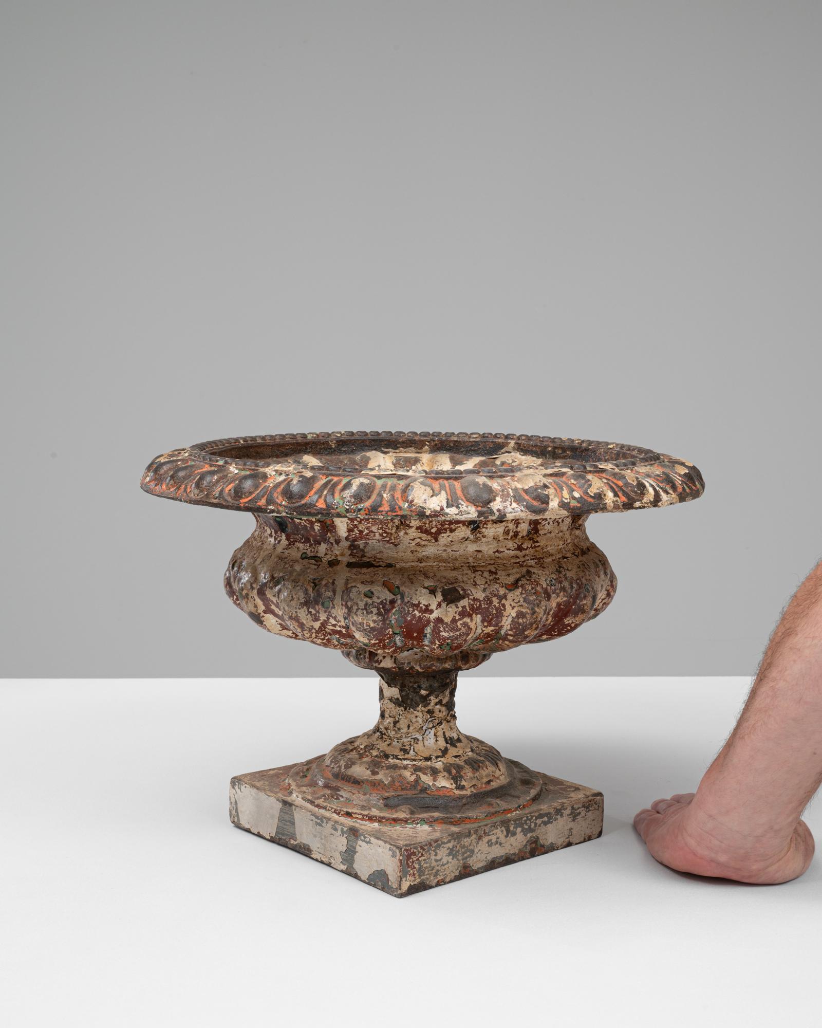 XX secolo Fioriera francese in ghisa del 1900 in vendita