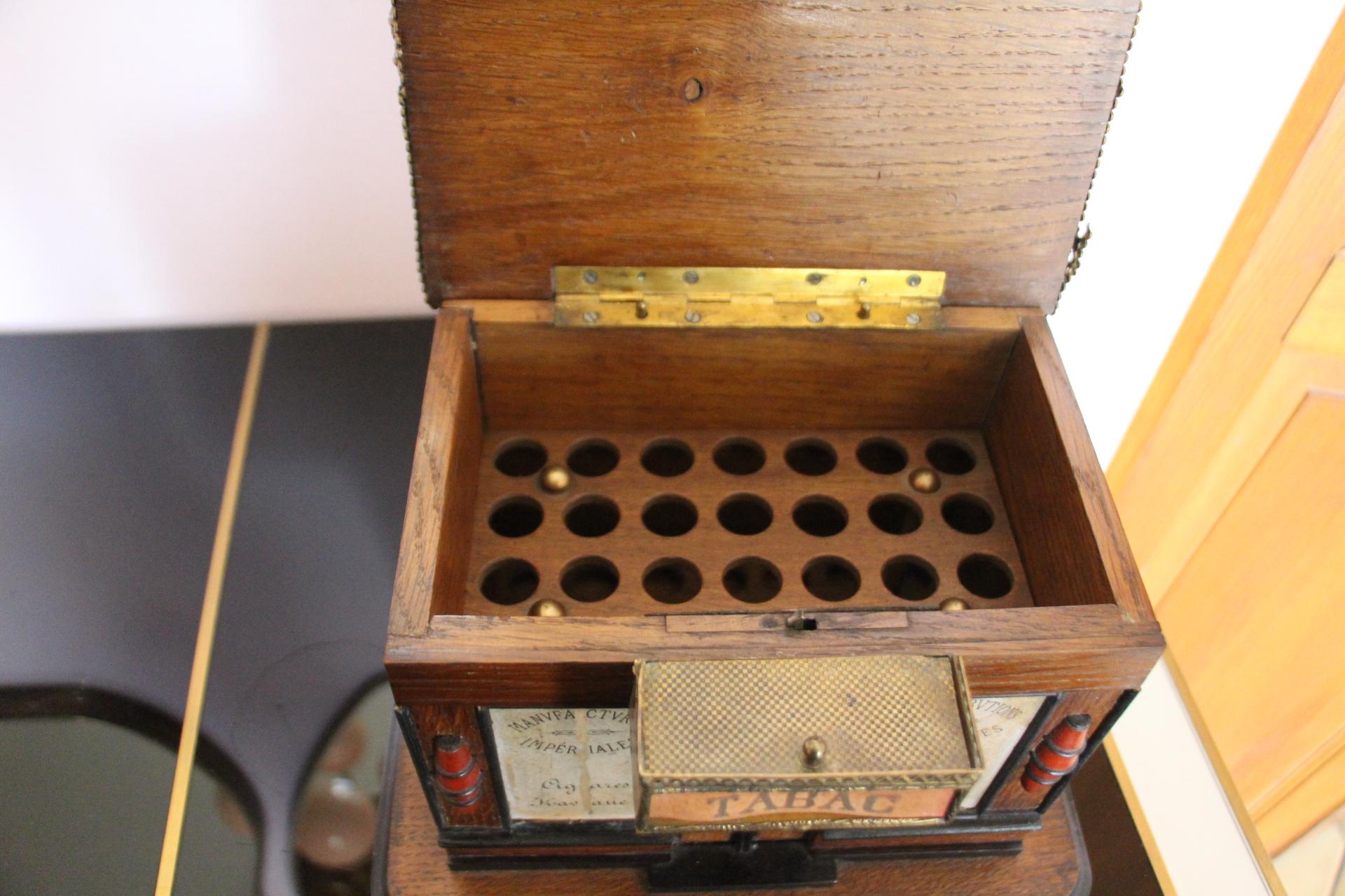 1900's French Cigar Box Modeled as a Tobacco Store 7