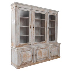 1900s French Country Vitrine Cabinet