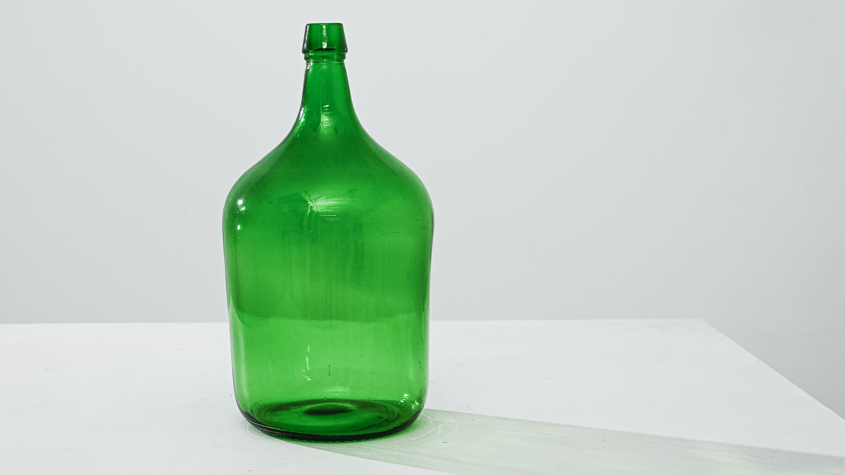 20ième siècle Verre de ballon de vin vert français des années 1900 en vente