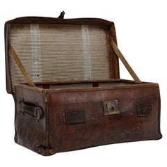 Valigia francese in pelle degli anni
1900