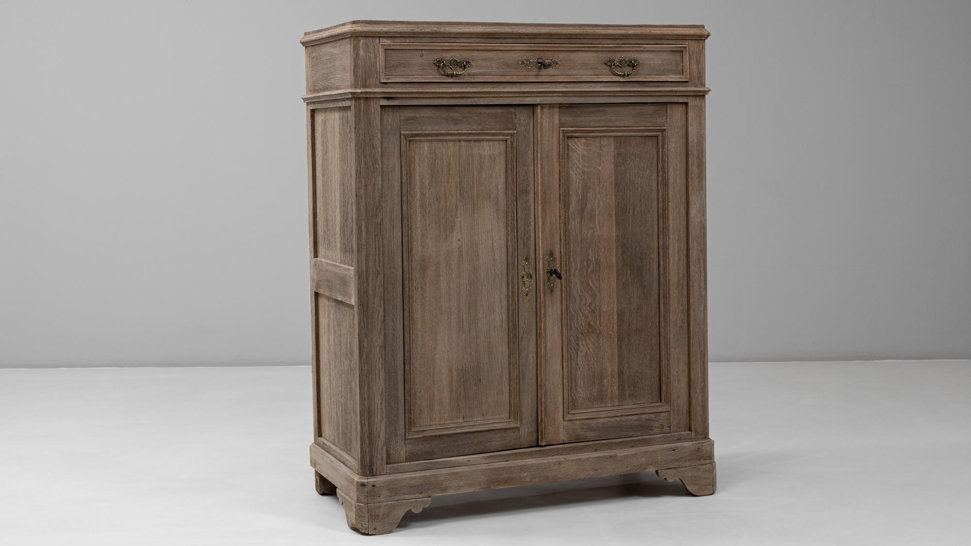 1900s French Louis Philippe Style Oak Buffet For Sale 5