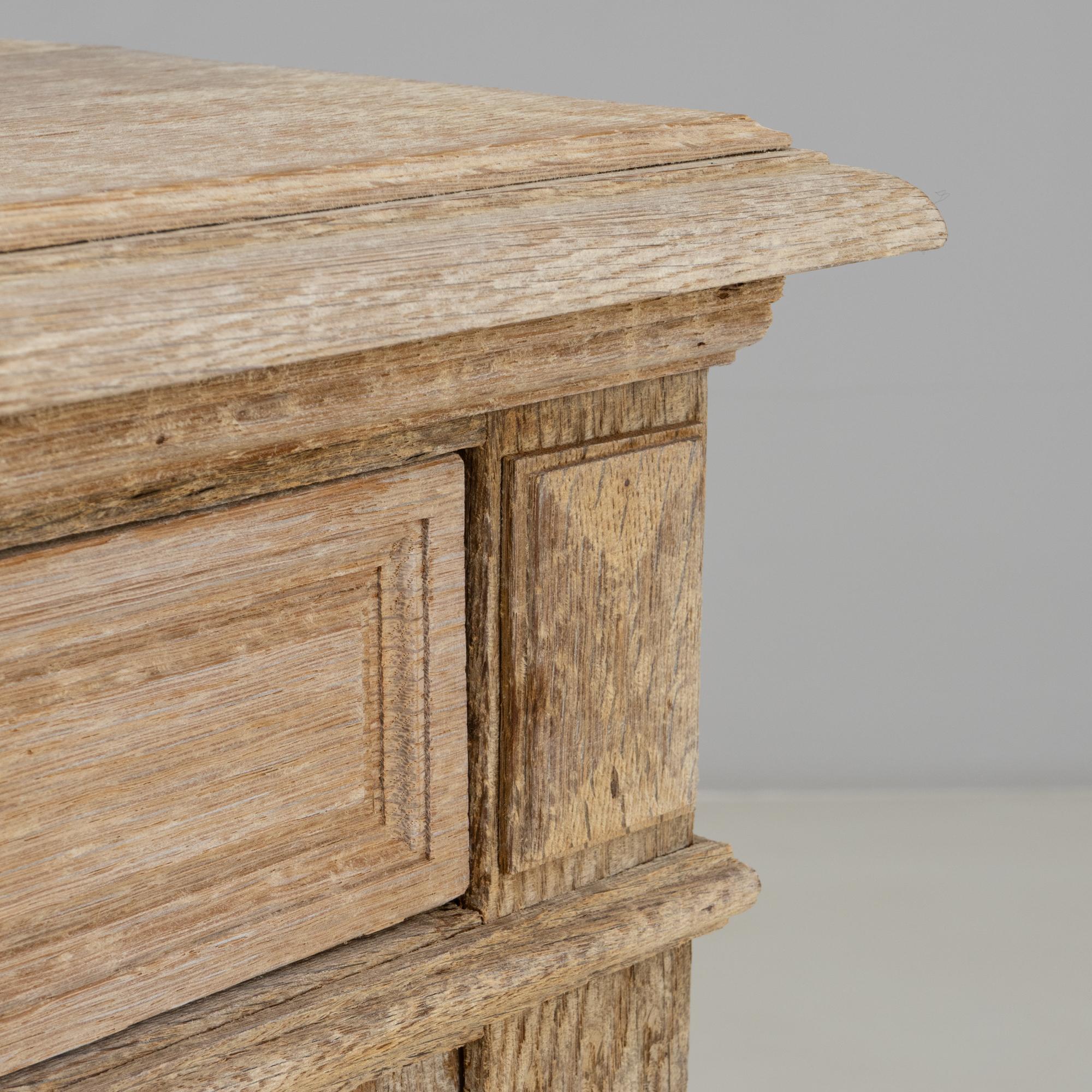 1900s French Louis XVI Oak Buffet im Angebot 3