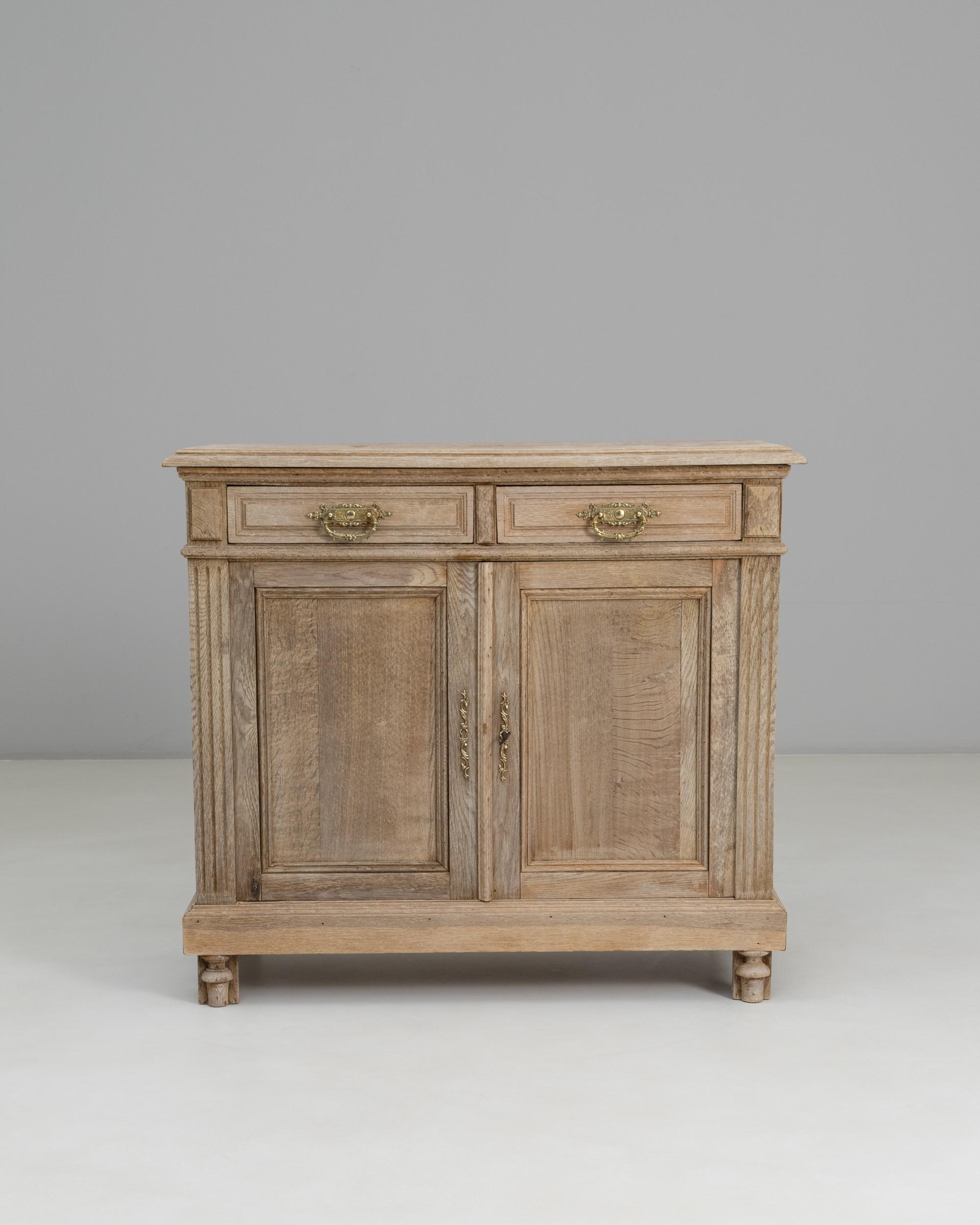 1900s French Louis XVI Oak Buffet (Französisch) im Angebot