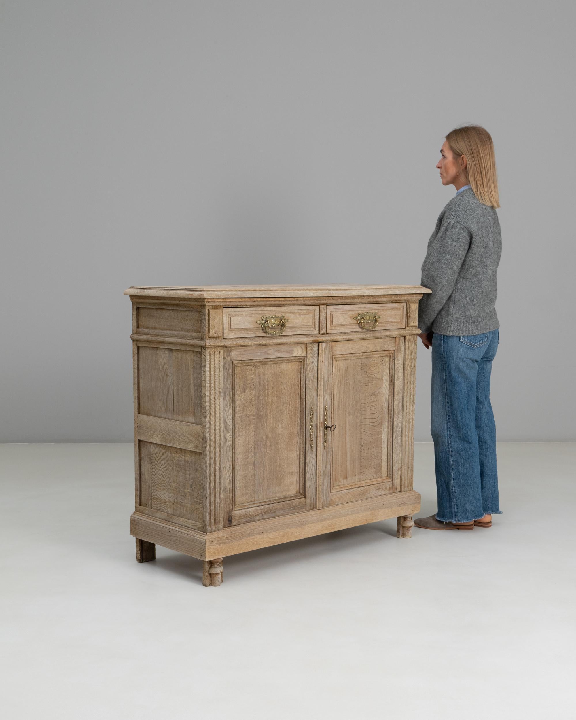 1900s French Louis XVI Oak Buffet (Eichenholz) im Angebot