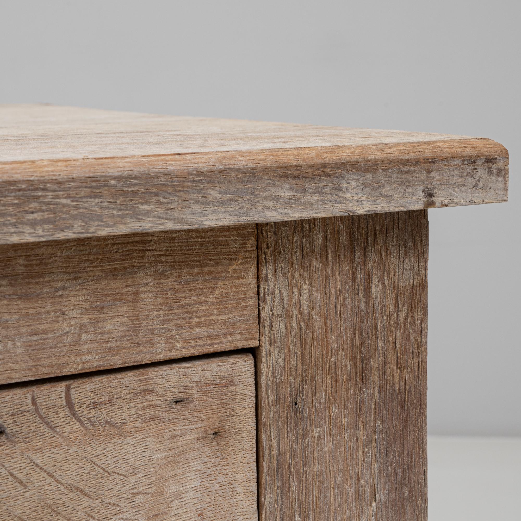 1900s French Louis XVI Oak Chest of Drawers For Sale 6