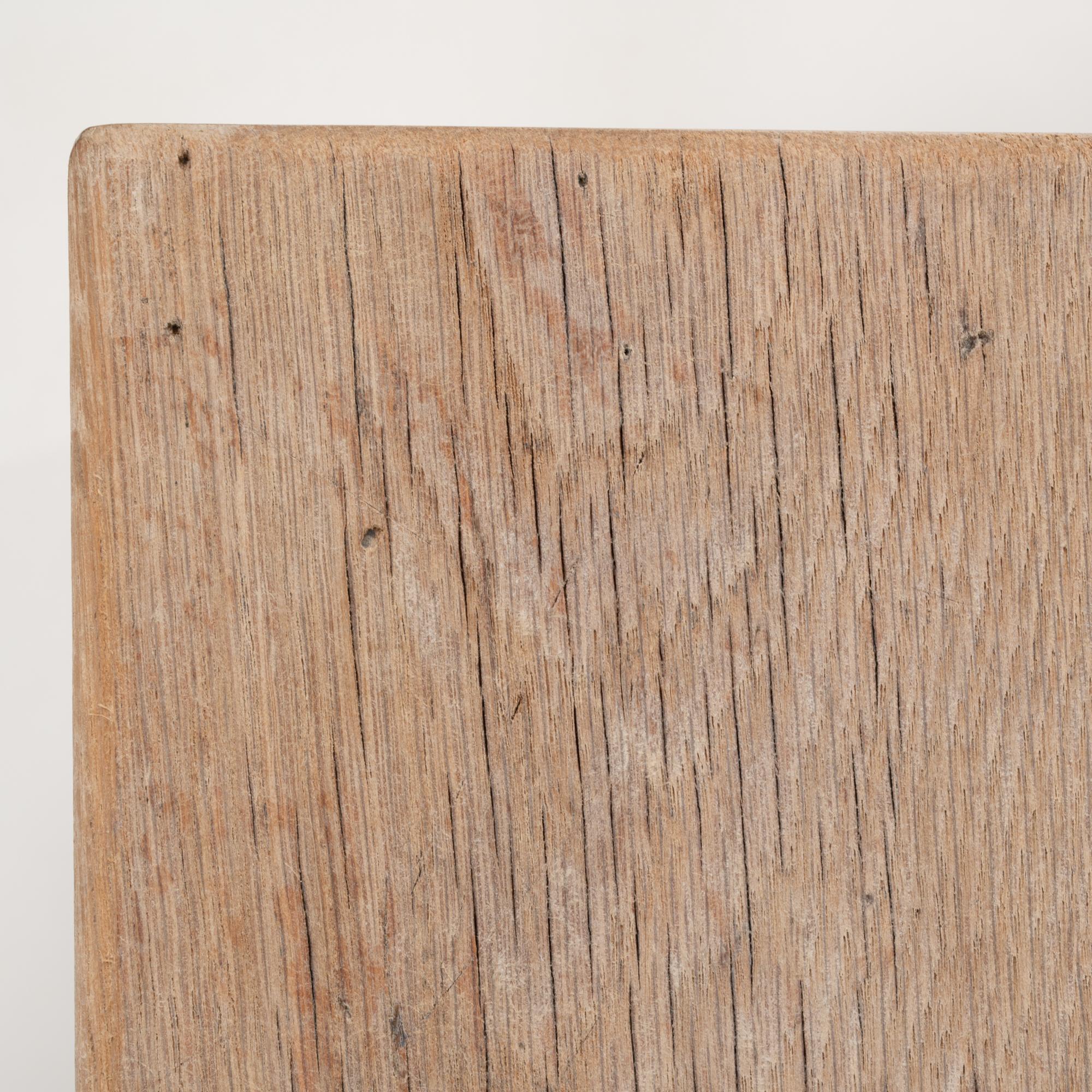 1900s French Louis XVI Oak Chest of Drawers For Sale 9