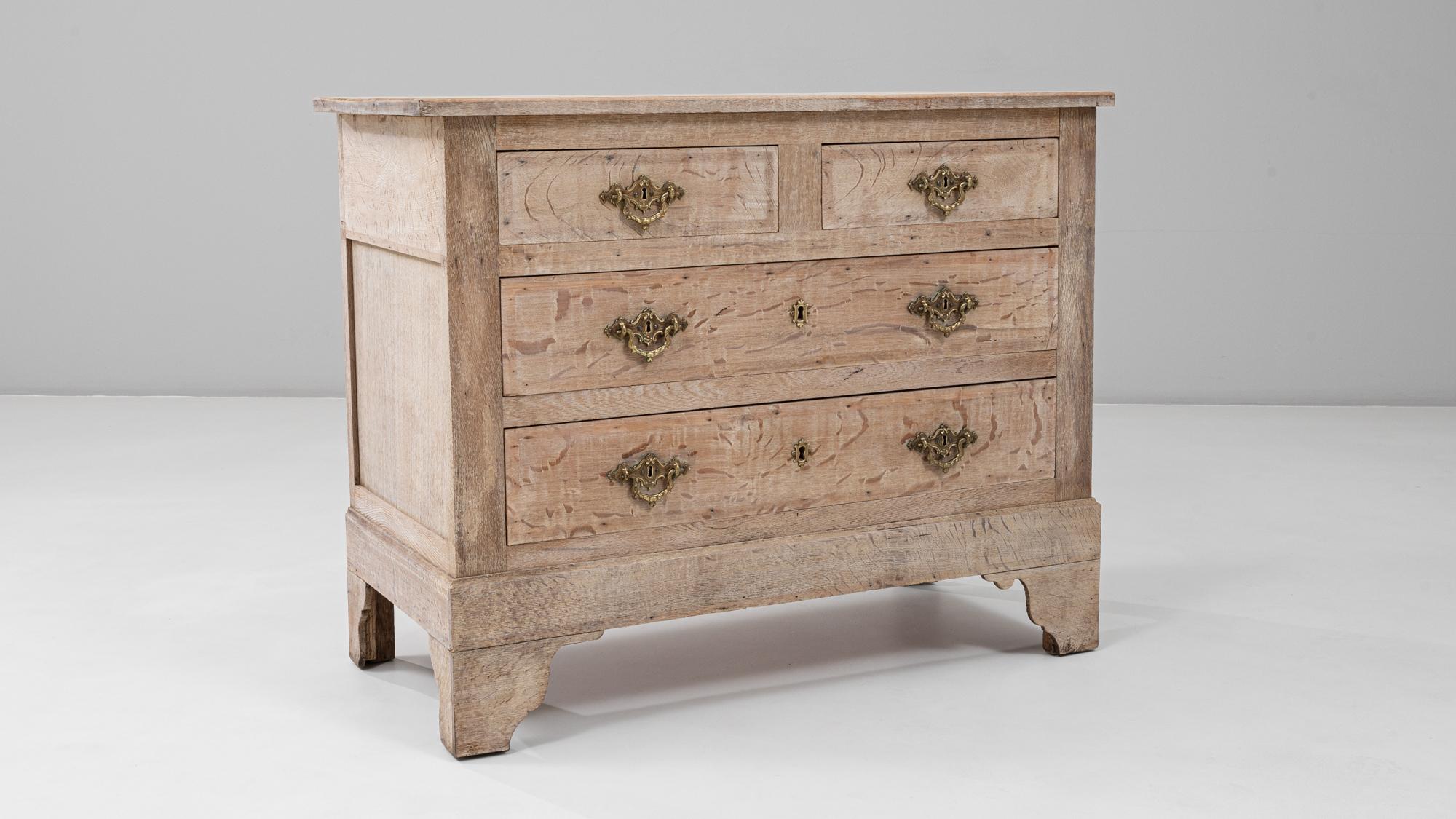 1900s French Louis XVI Oak Chest of Drawers For Sale 5