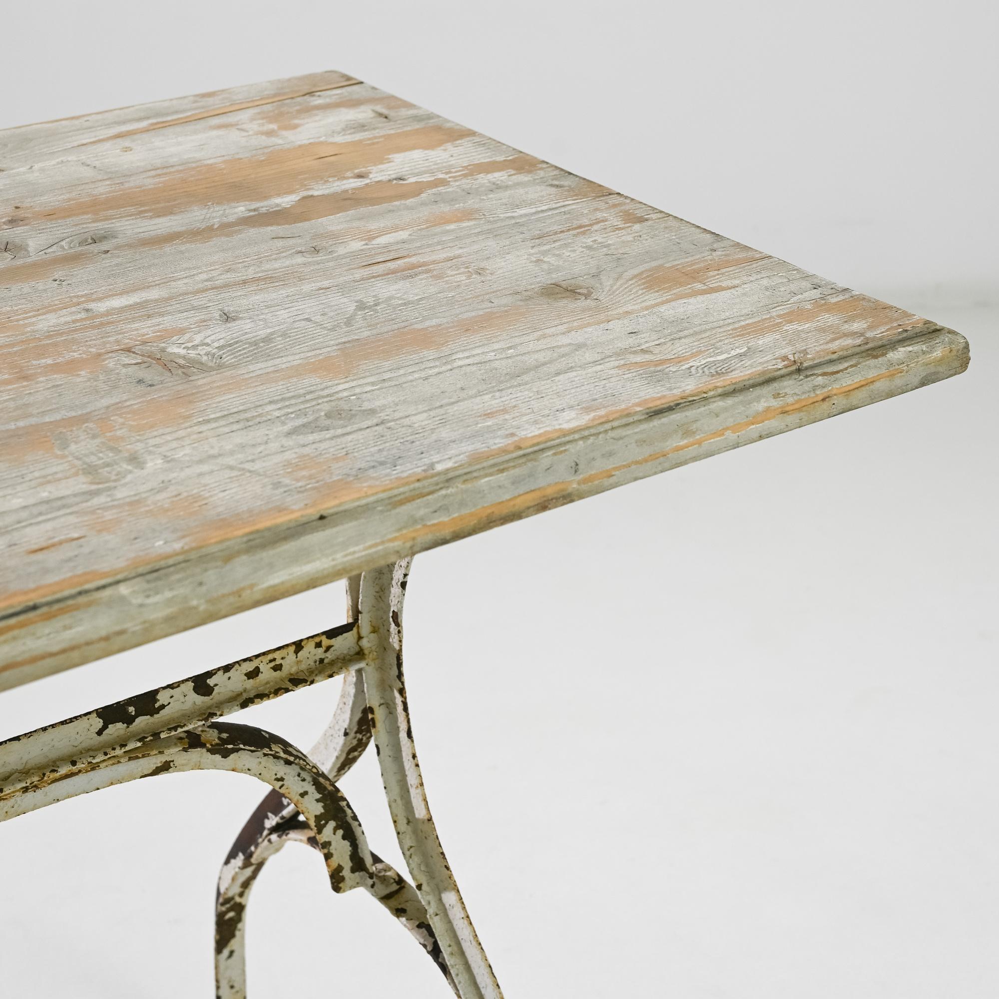 Early 20th Century 1900s French Metal Bistro Table