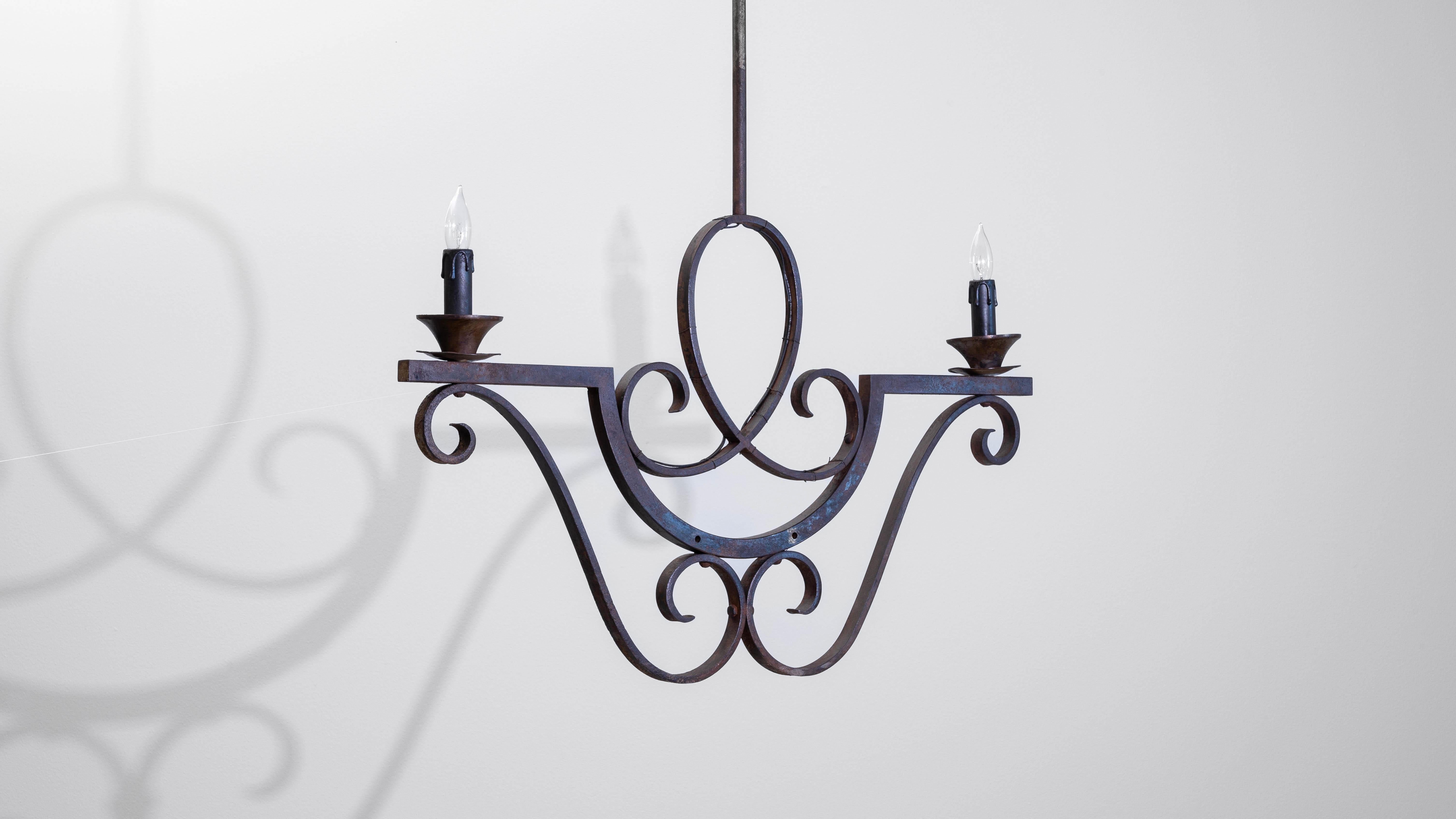 Lampadario francese in metallo del 1900 in vendita 6