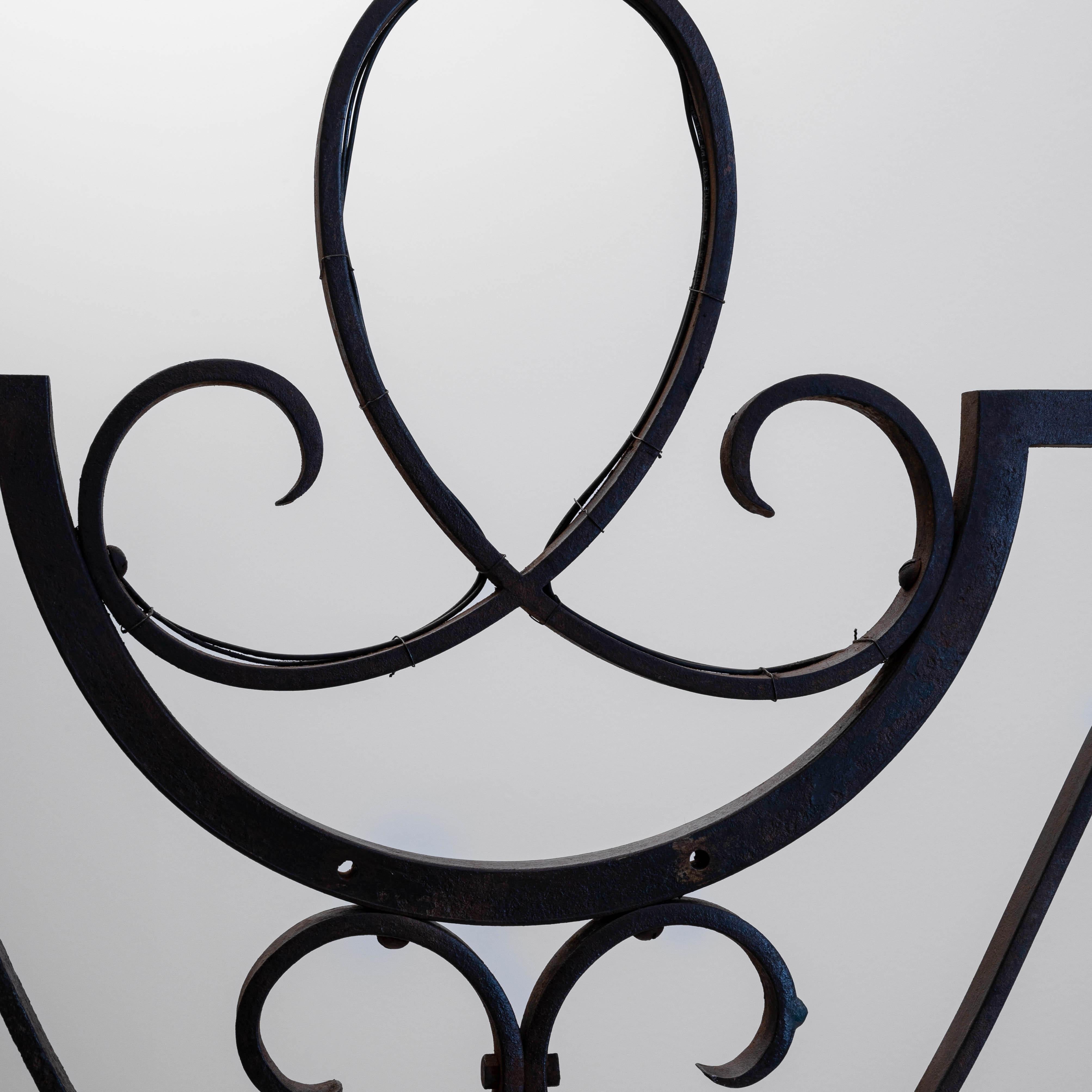 Lampadario francese in metallo del 1900 in vendita 8