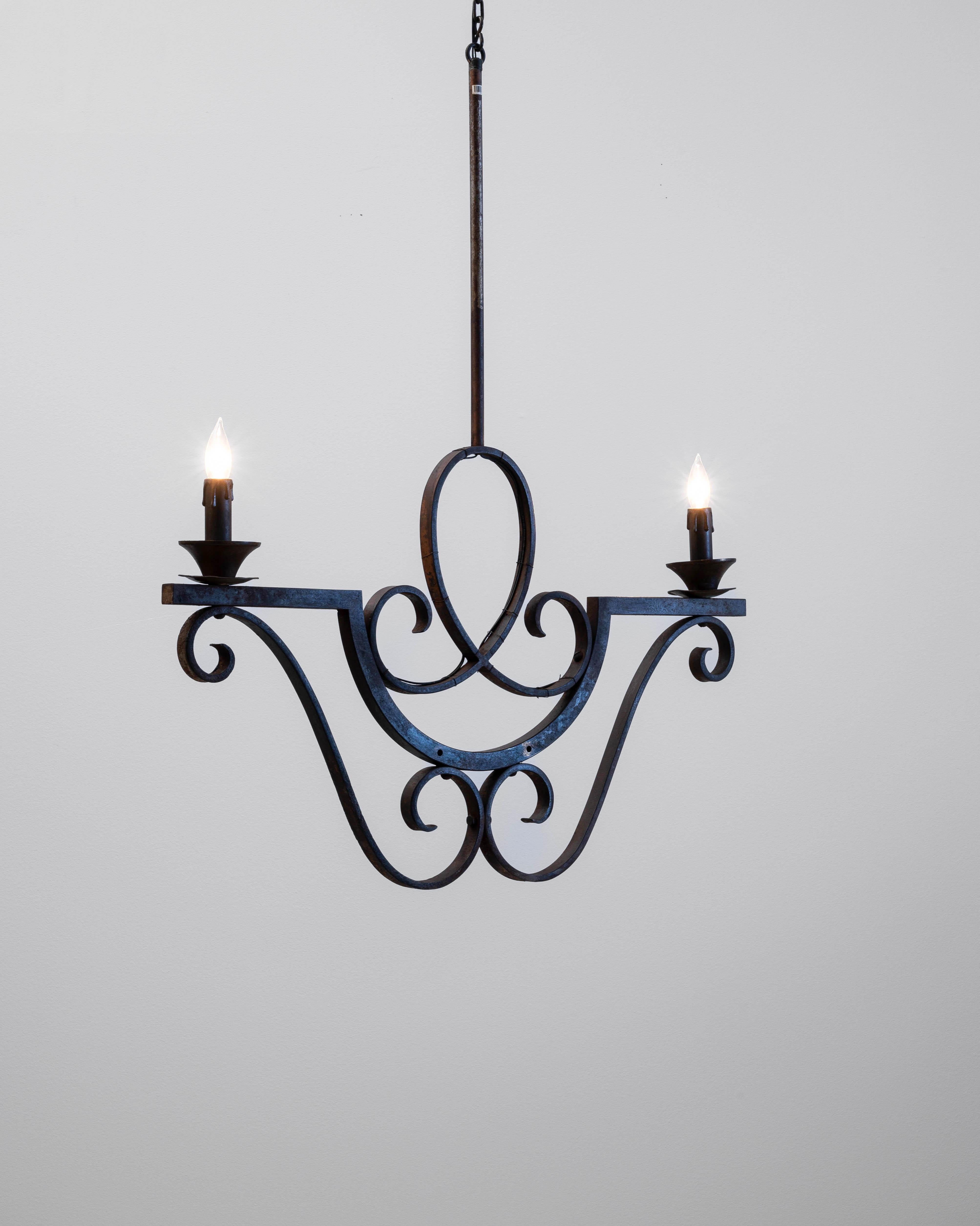 Lampadario francese in metallo del 1900 in vendita 3