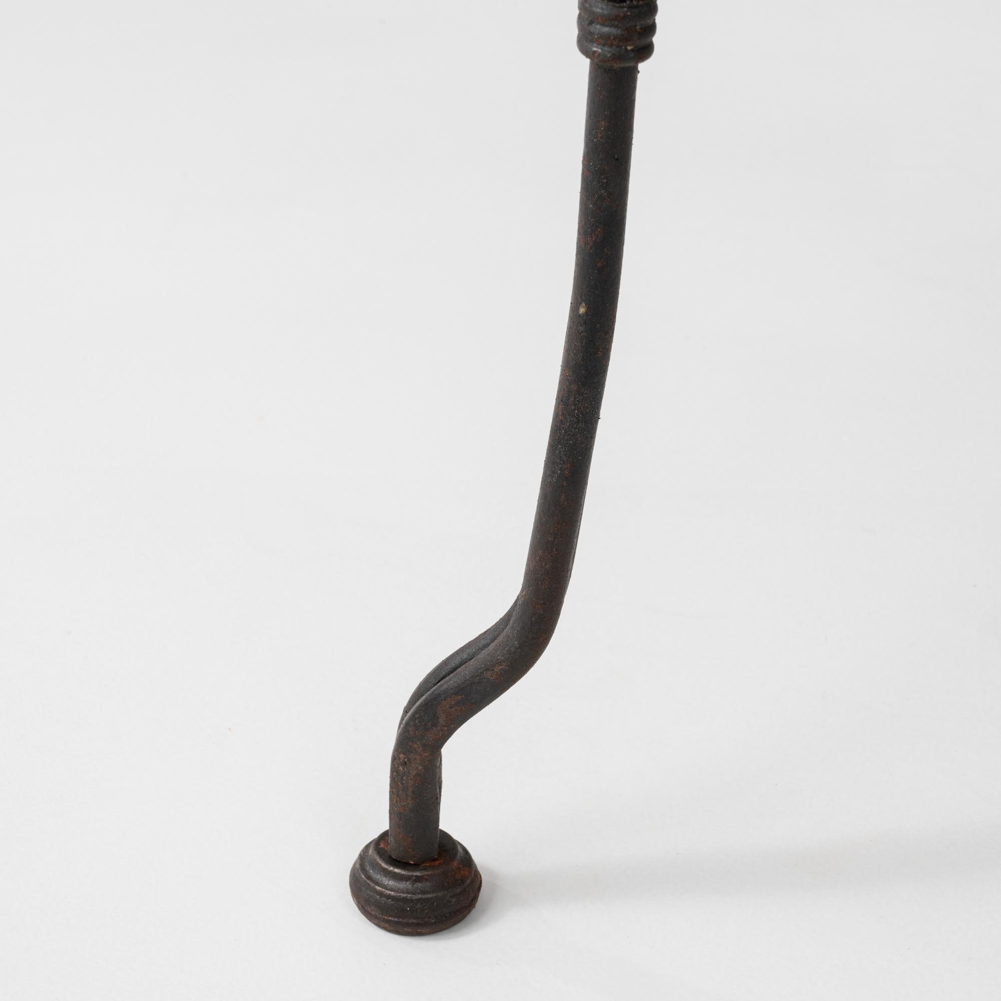 Sedia da giardino francese del 1900 in metallo con schienale ovale in vendita 7