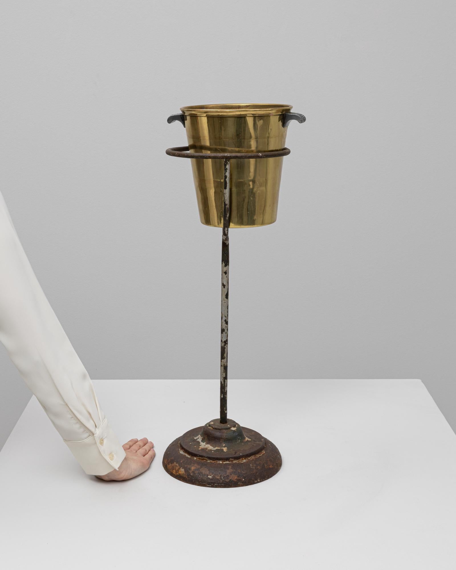 1900er Jahre Französisch Metall Eiskübel Stand (20. Jahrhundert) im Angebot