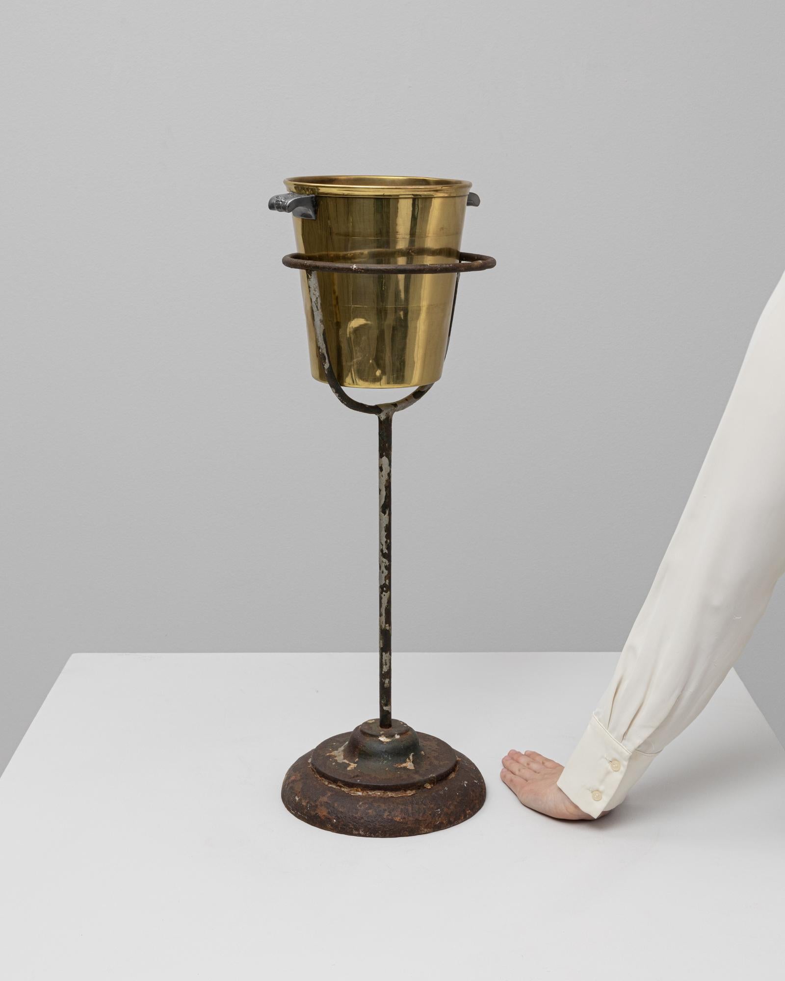 1900er Jahre Französisch Metall Eiskübel Stand im Angebot 2