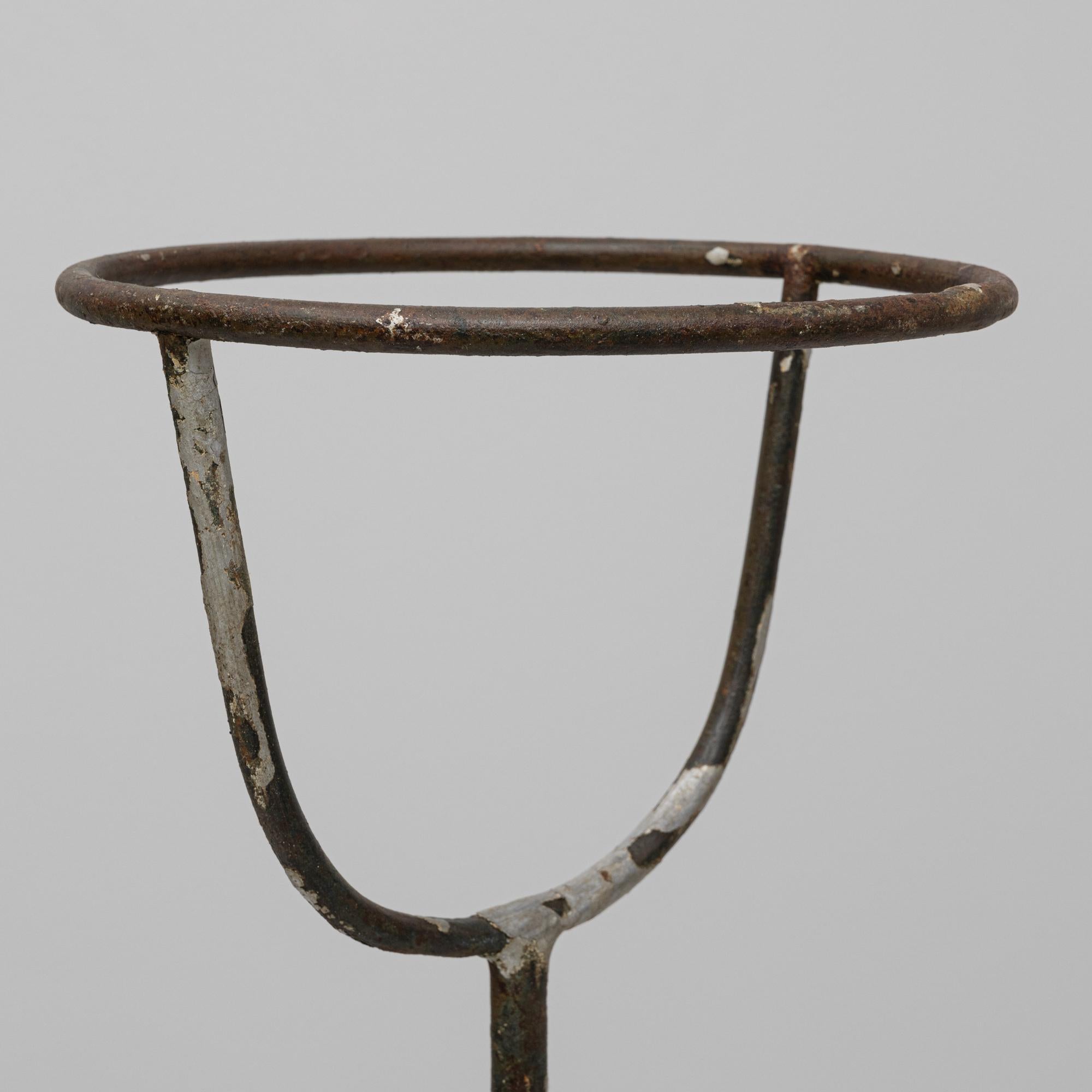 1900er Jahre Französisch Metall Eiskübel Stand im Angebot 5