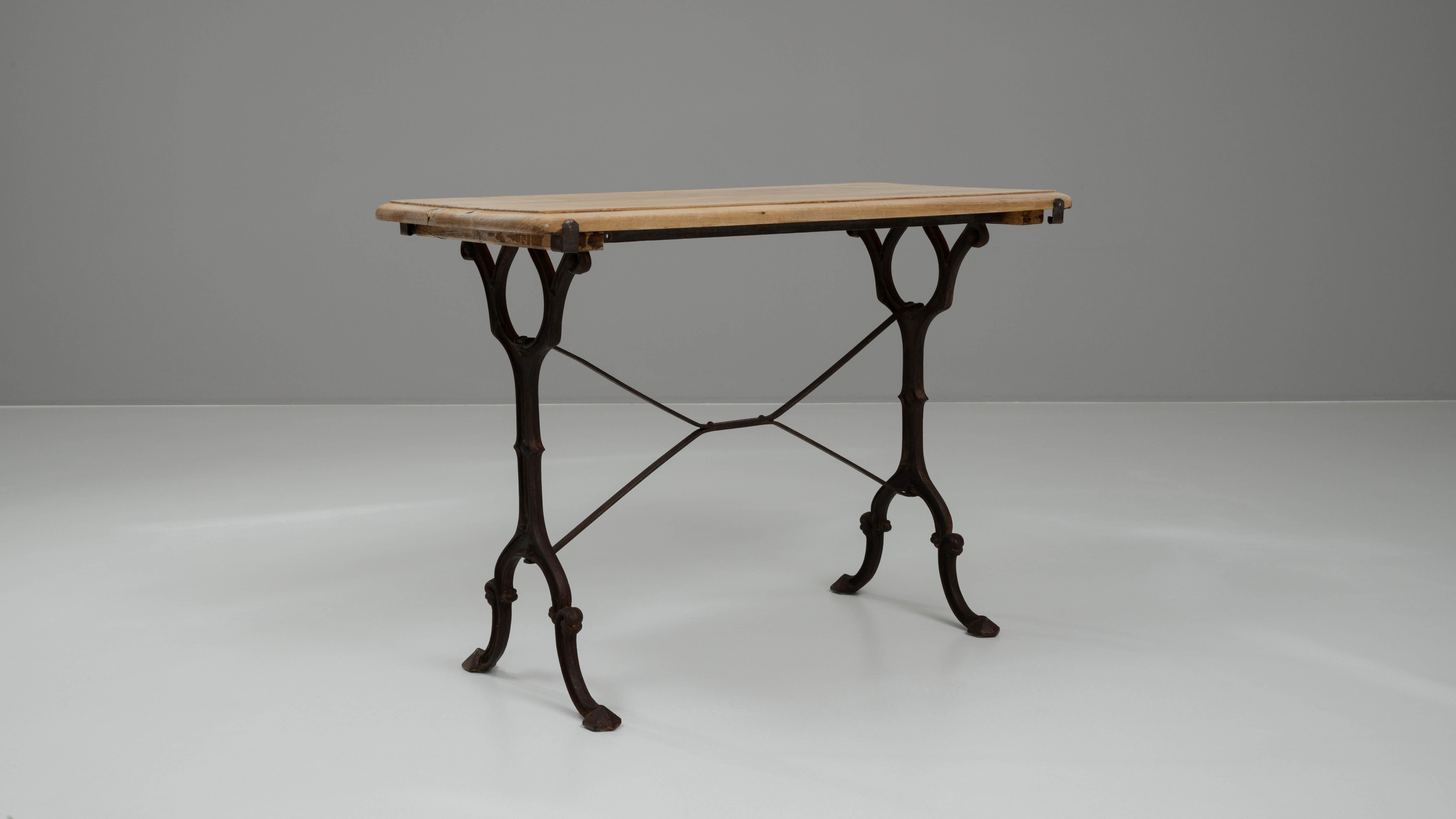 1900s French Metal Side Table With Wooden Top For Sale 3