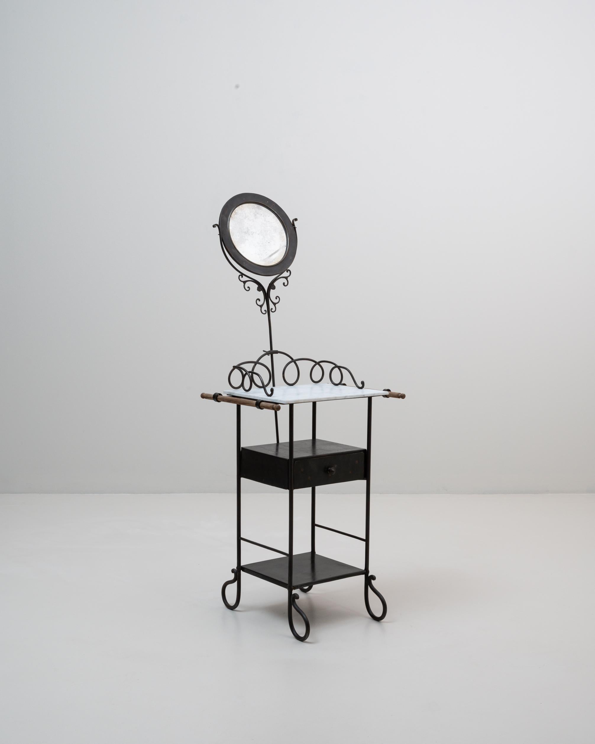 1900s French Metal Vanity With Marble Top and Mirror (Metall) im Angebot