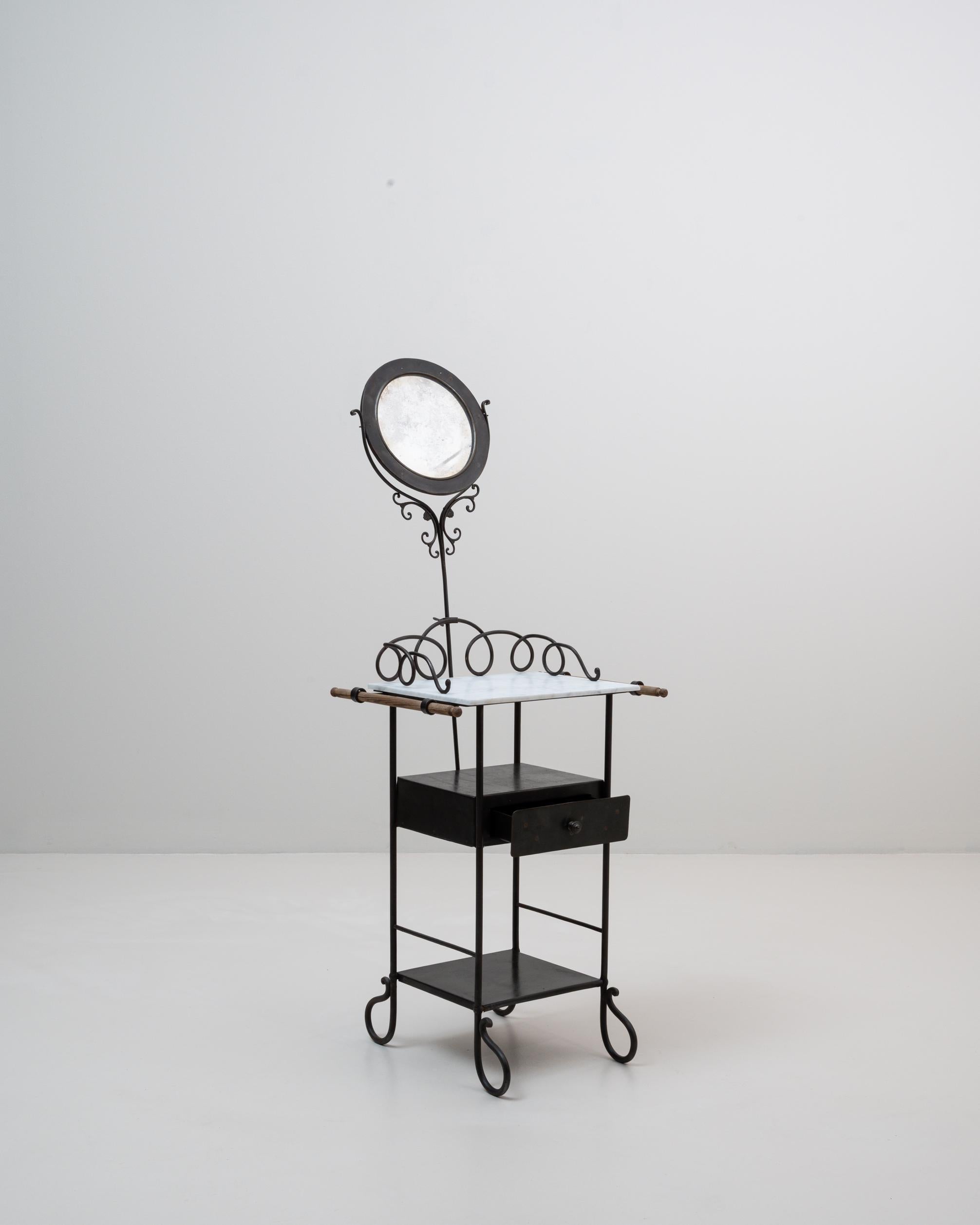 1900s French Metal Vanity With Marble Top and Mirror im Angebot 1