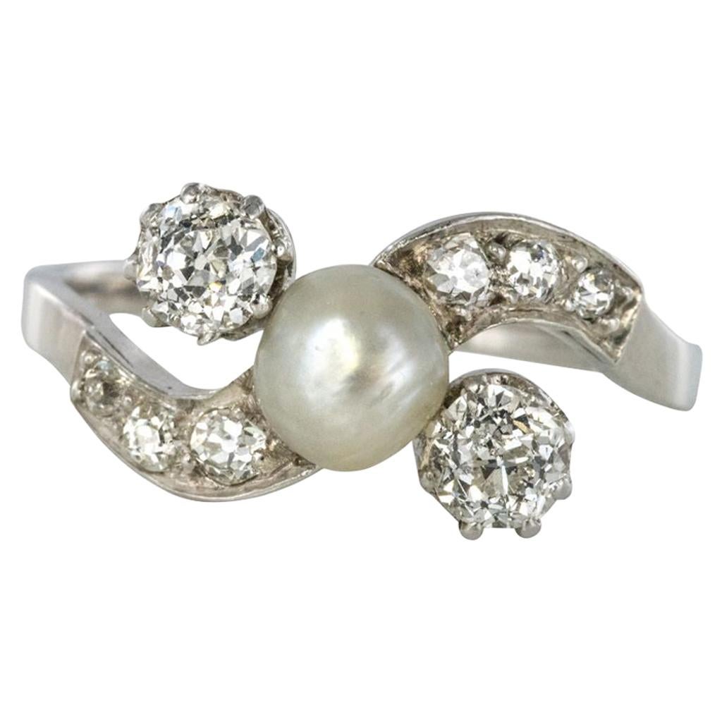 1900er Französisch natürliche Perle Diamanten 18 Karat Gold Ring im Angebot
