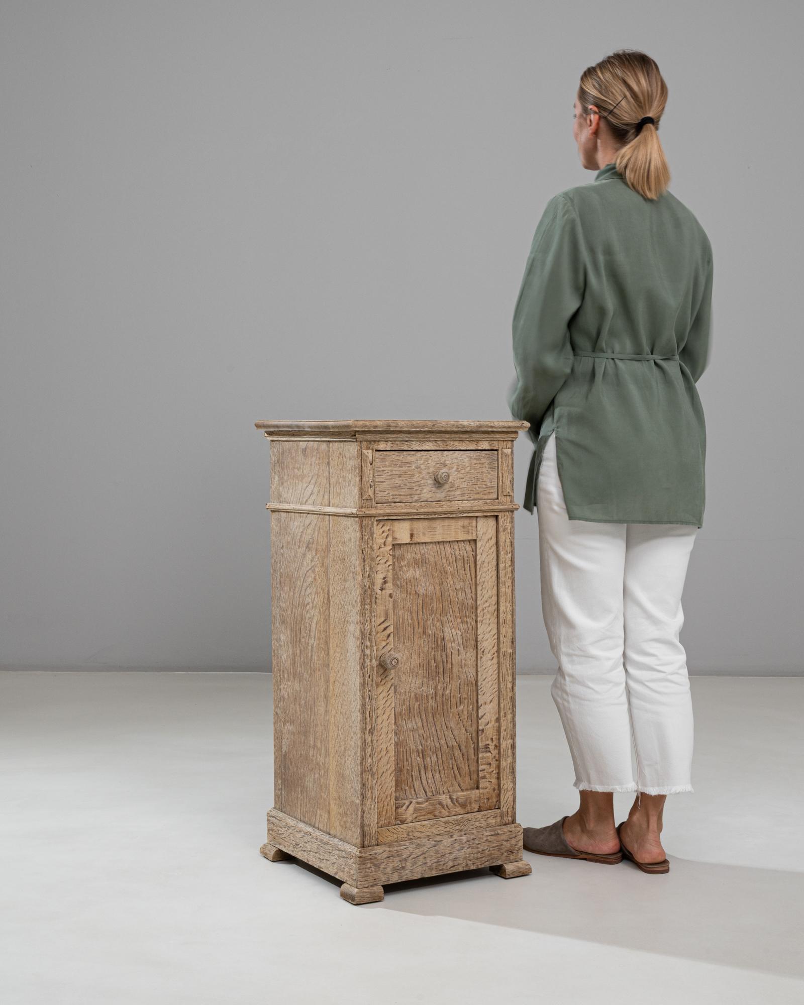 1900s French Oak Bedside Table With Drawer For Sale 6