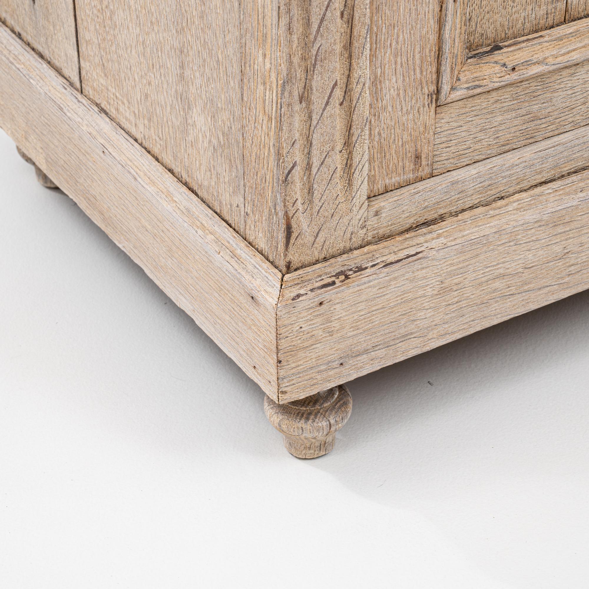 1900s French Oak Bedside Table With Marble Top in vendita 6