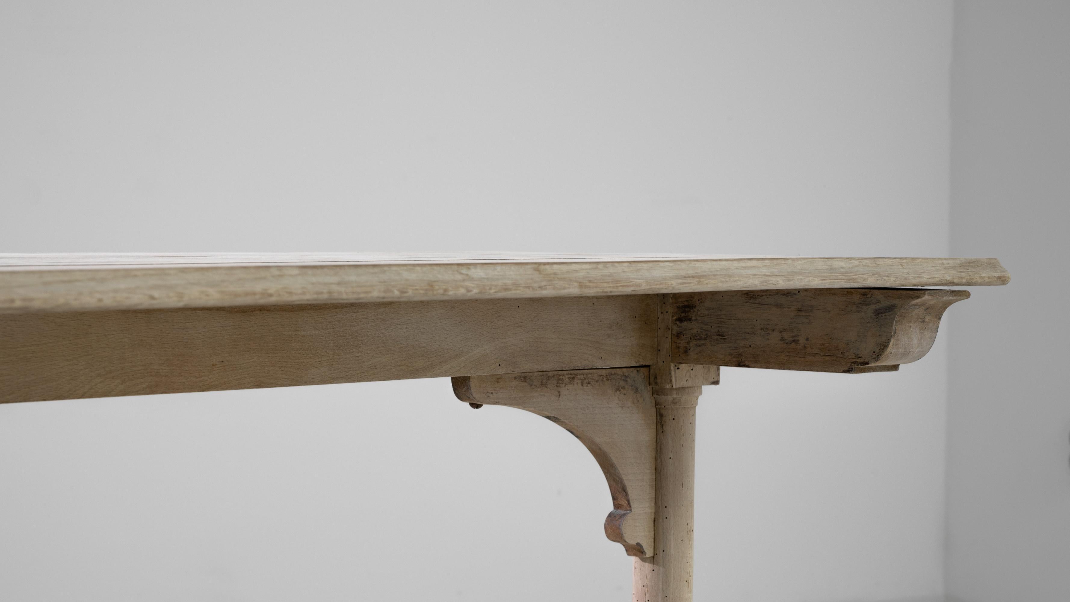 Early 20th Century 1900s French Oak Bistro Table