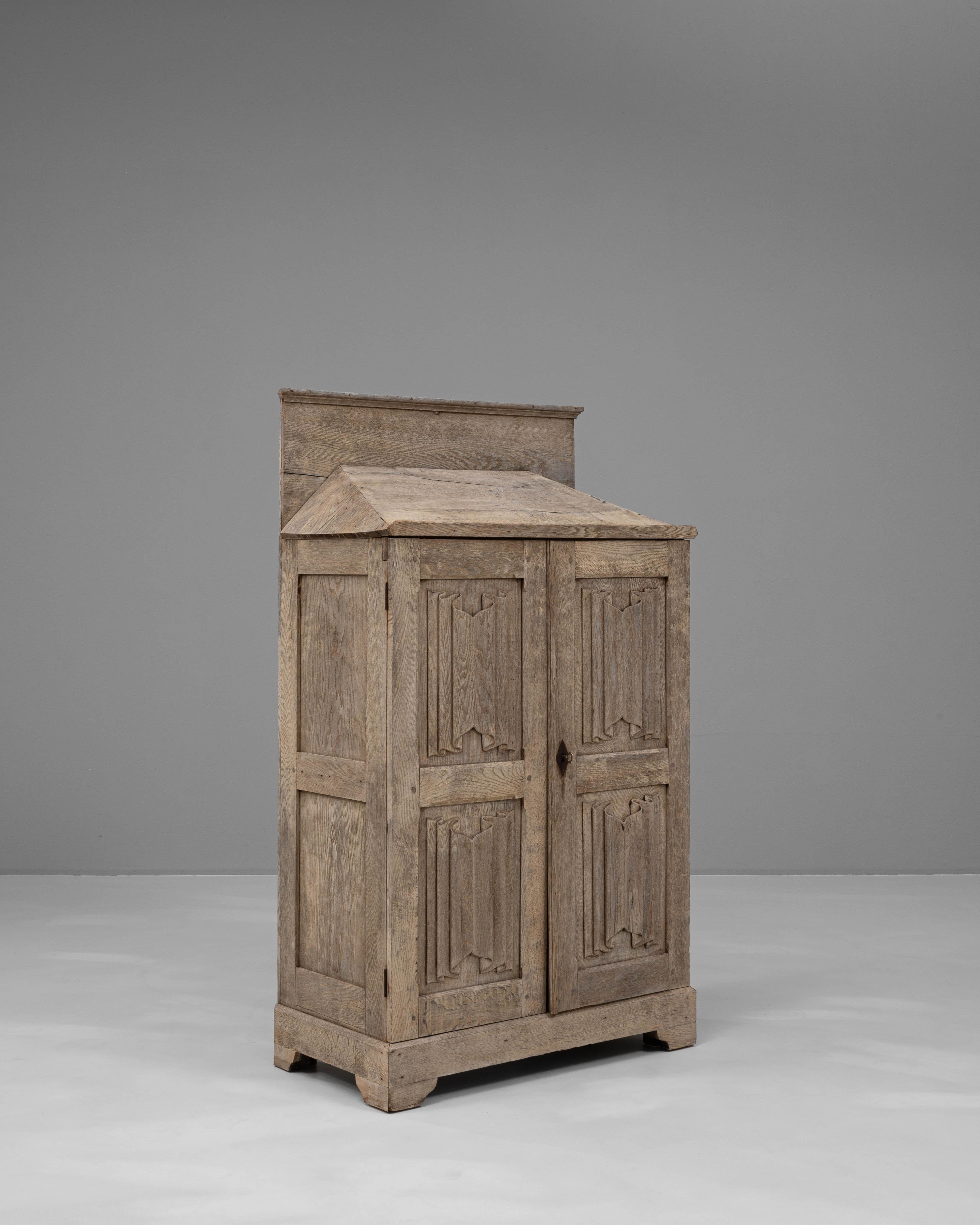 XX secolo Buffet in Oak francese del 1900 in vendita