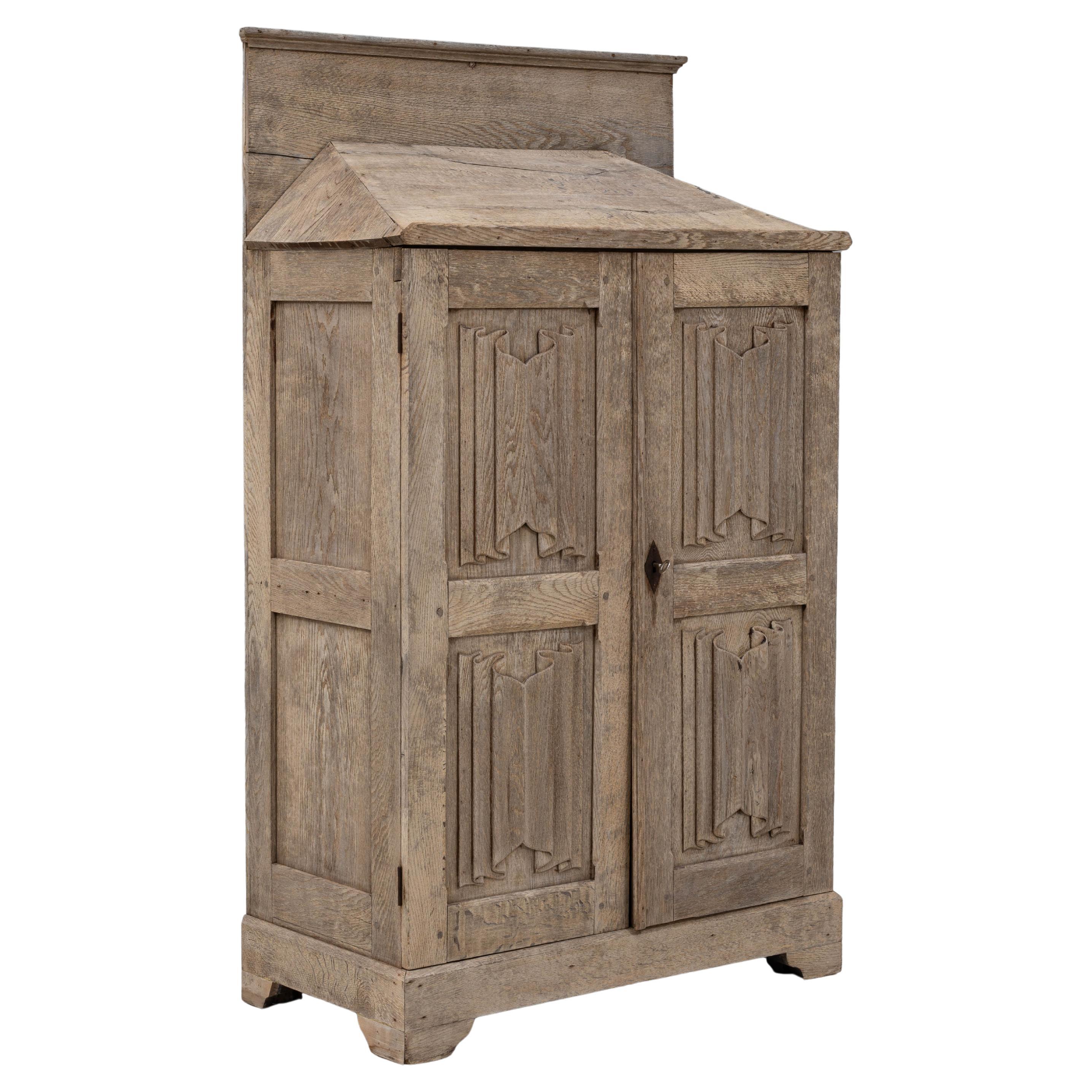 Buffet en chêne français des années 1900