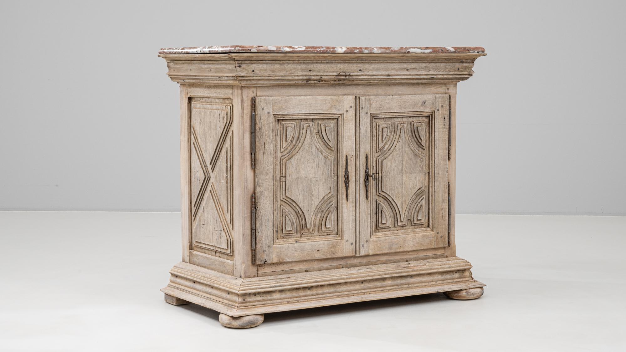 1900s French Oak Buffet With Marble Top siglo XX en venta