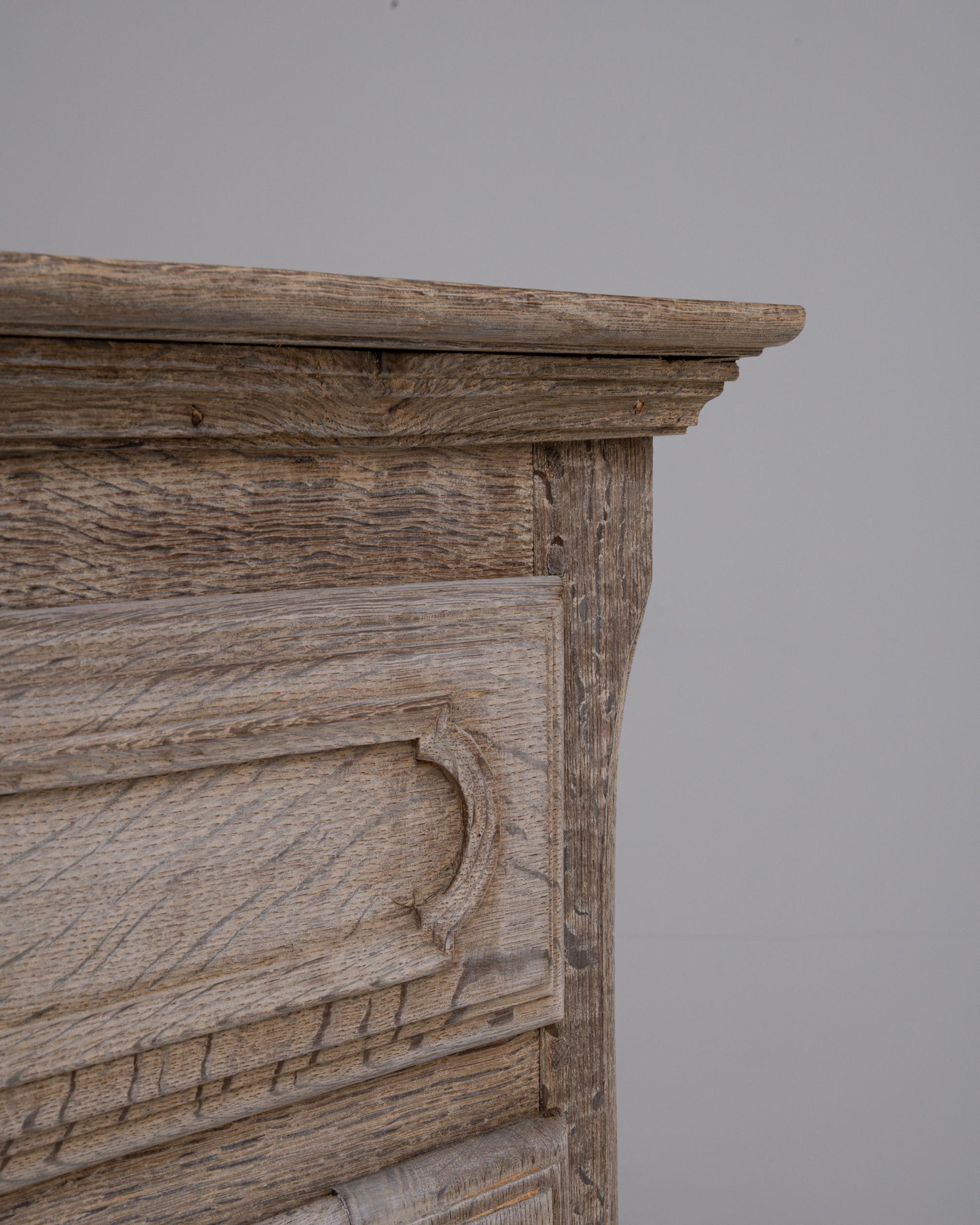 Buffet in Oak francese del 1900 con anta a pannelli in vendita 3