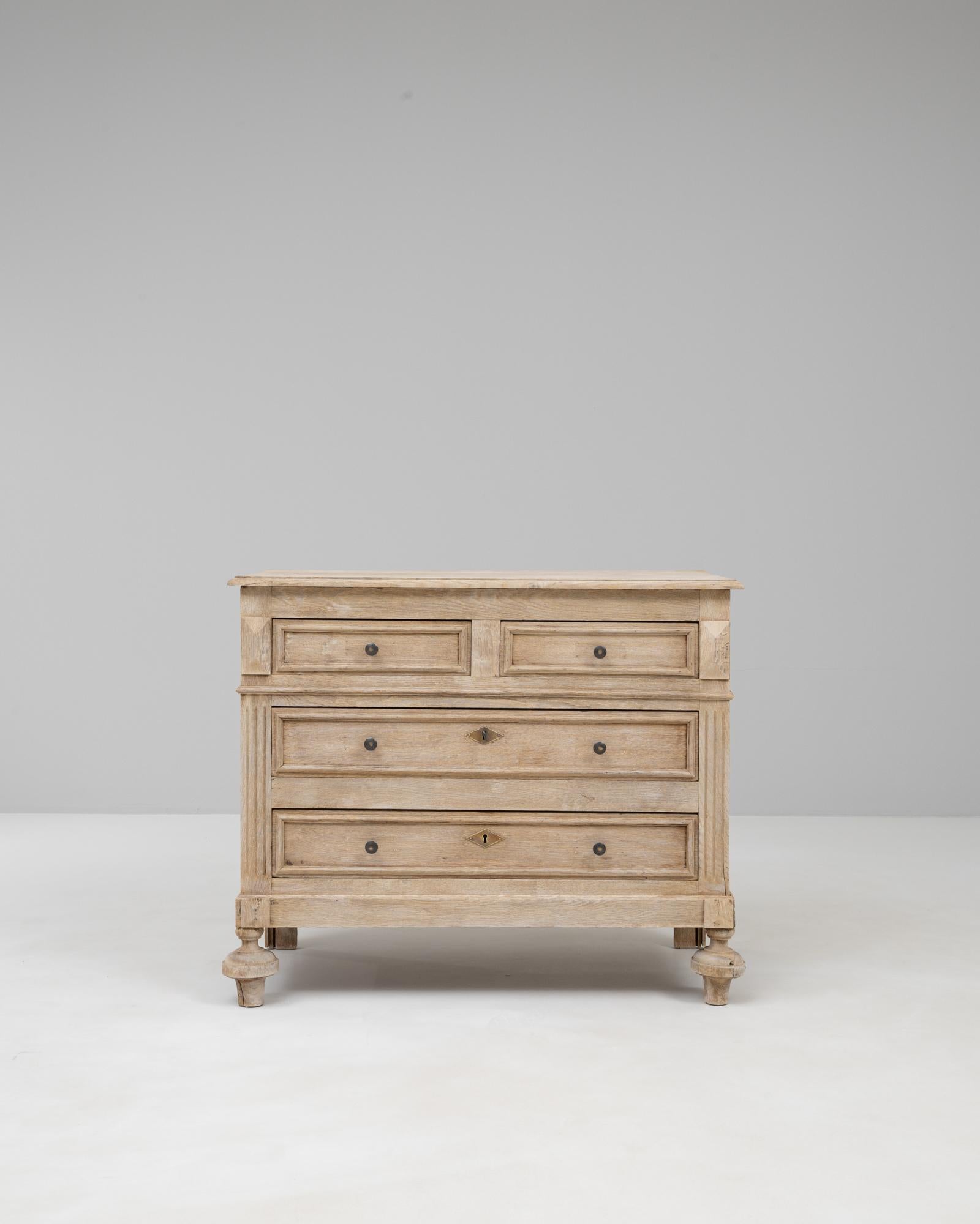 Francese Cassettiera francese del 1900 in Oak in vendita