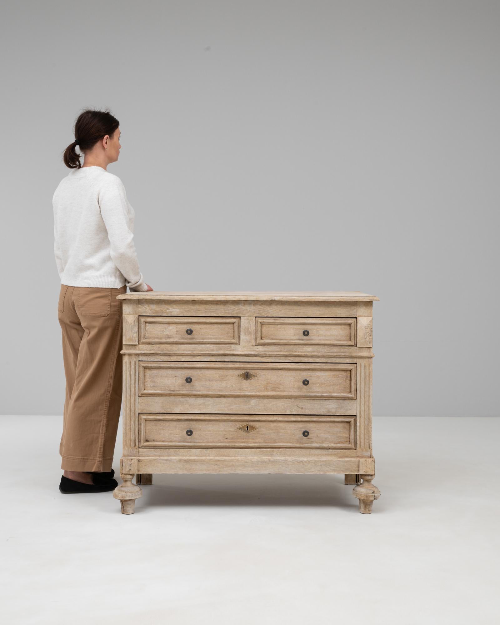 XX secolo Cassettiera francese del 1900 in Oak in vendita