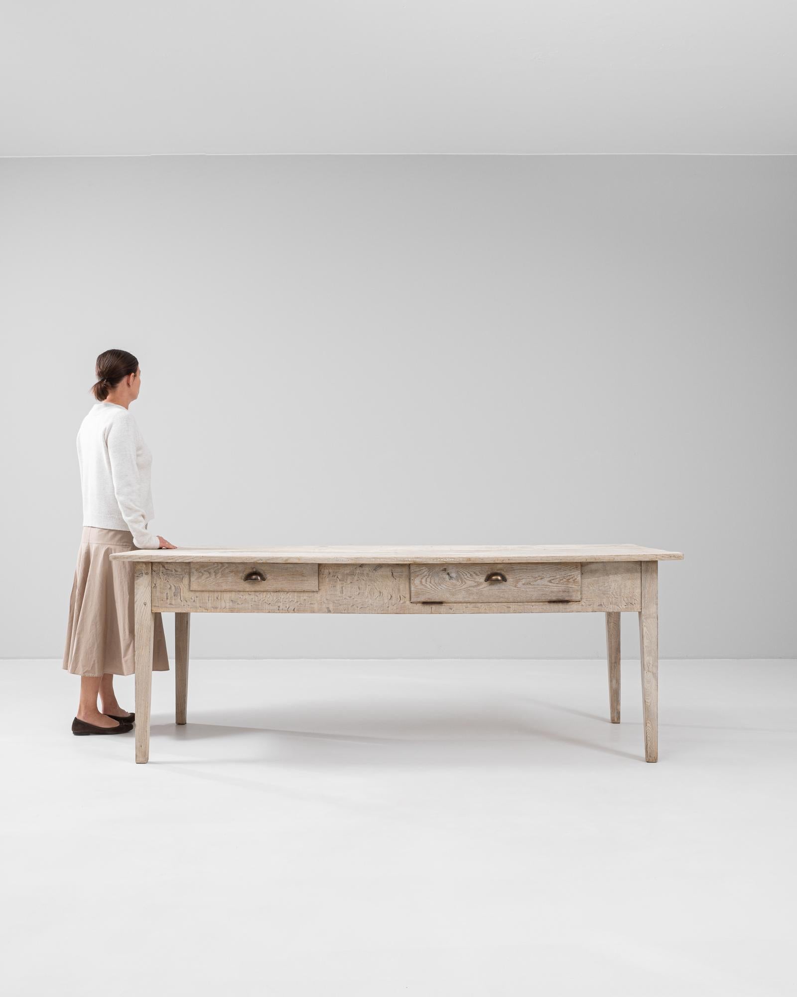 Mesa de comedor francesa de roble de 1900 Francés en venta