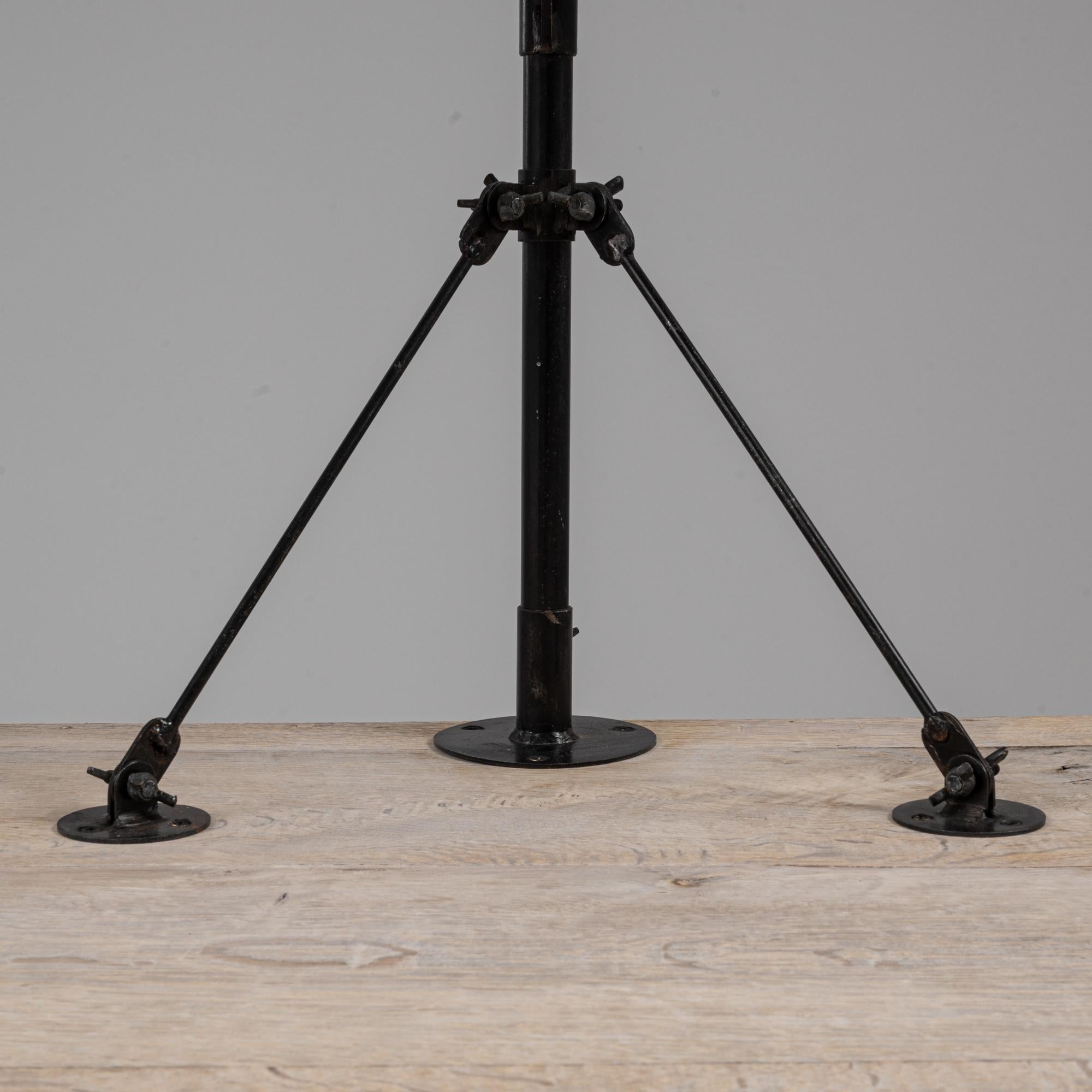 Mobile da esposizione in Oak francese degli anni '1900 in vendita 7