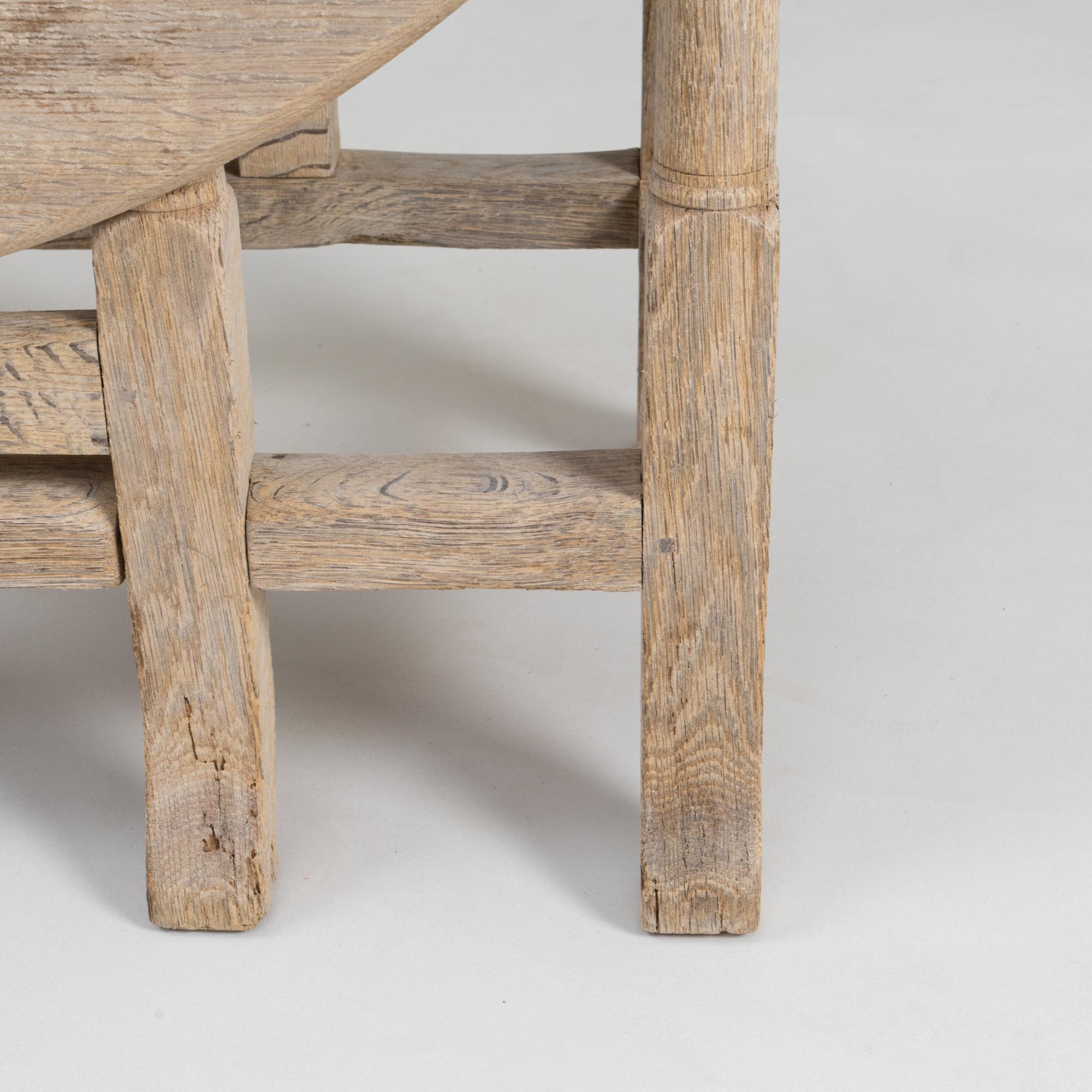 1900s French Oak Drop Leaf Table For Sale 11