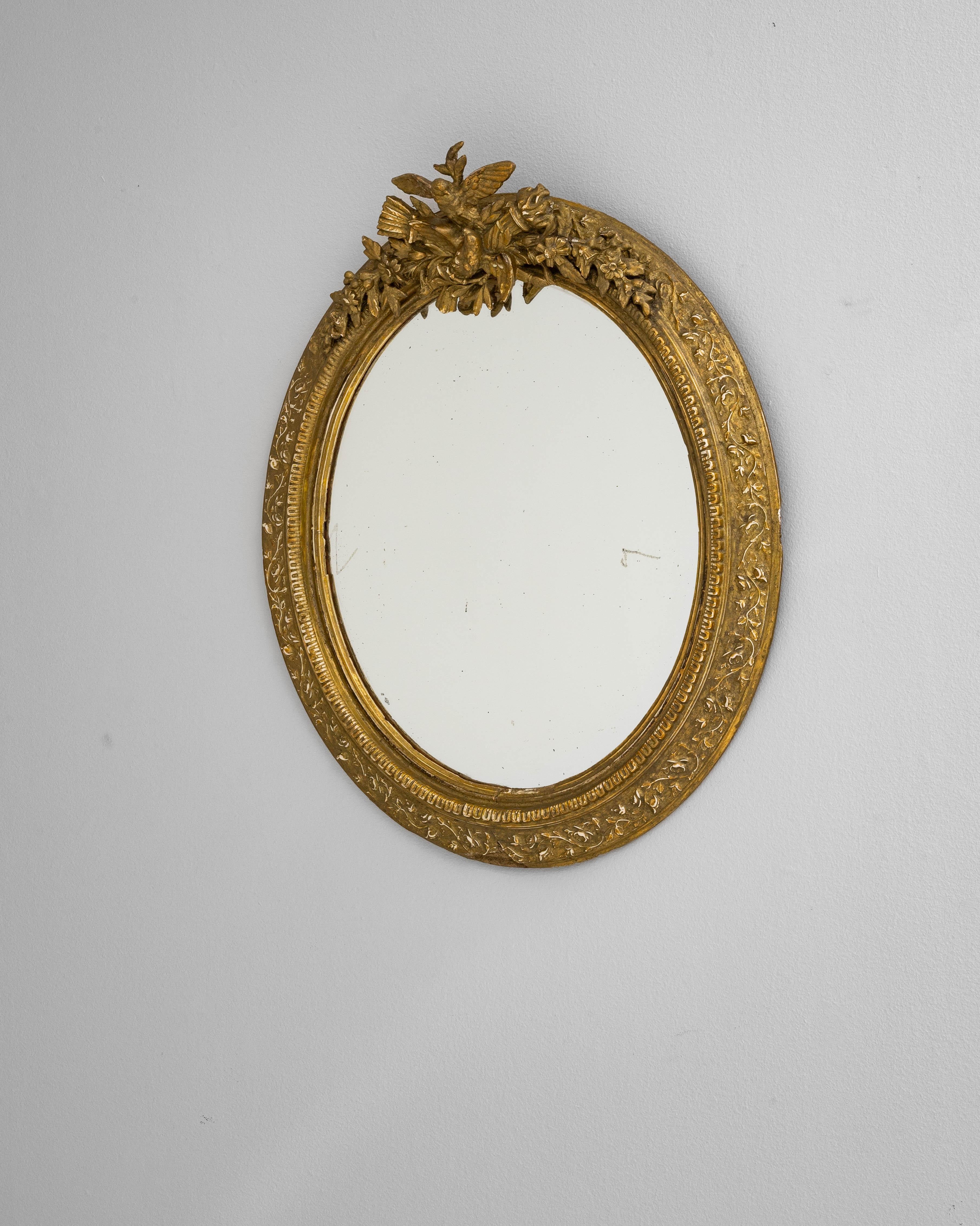 Bois Miroir ovale en Wood Wood doré à motifs floraux 1900 en vente