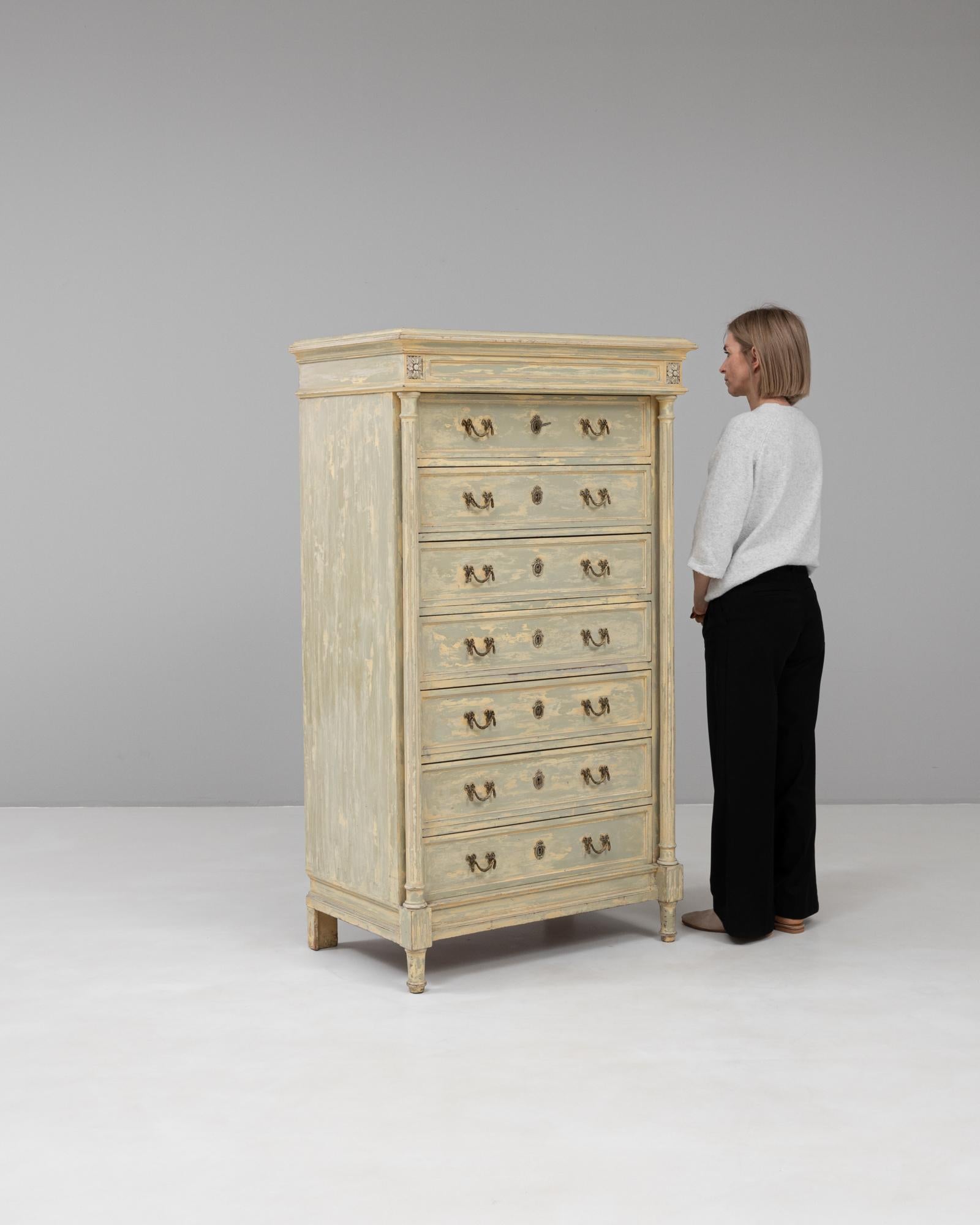 1900s French Provincial 7-Drawer Semainier Chest For Sale 3