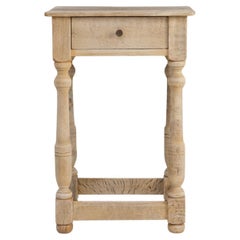 Mesilla de noche de roble provincial francesa de 1900