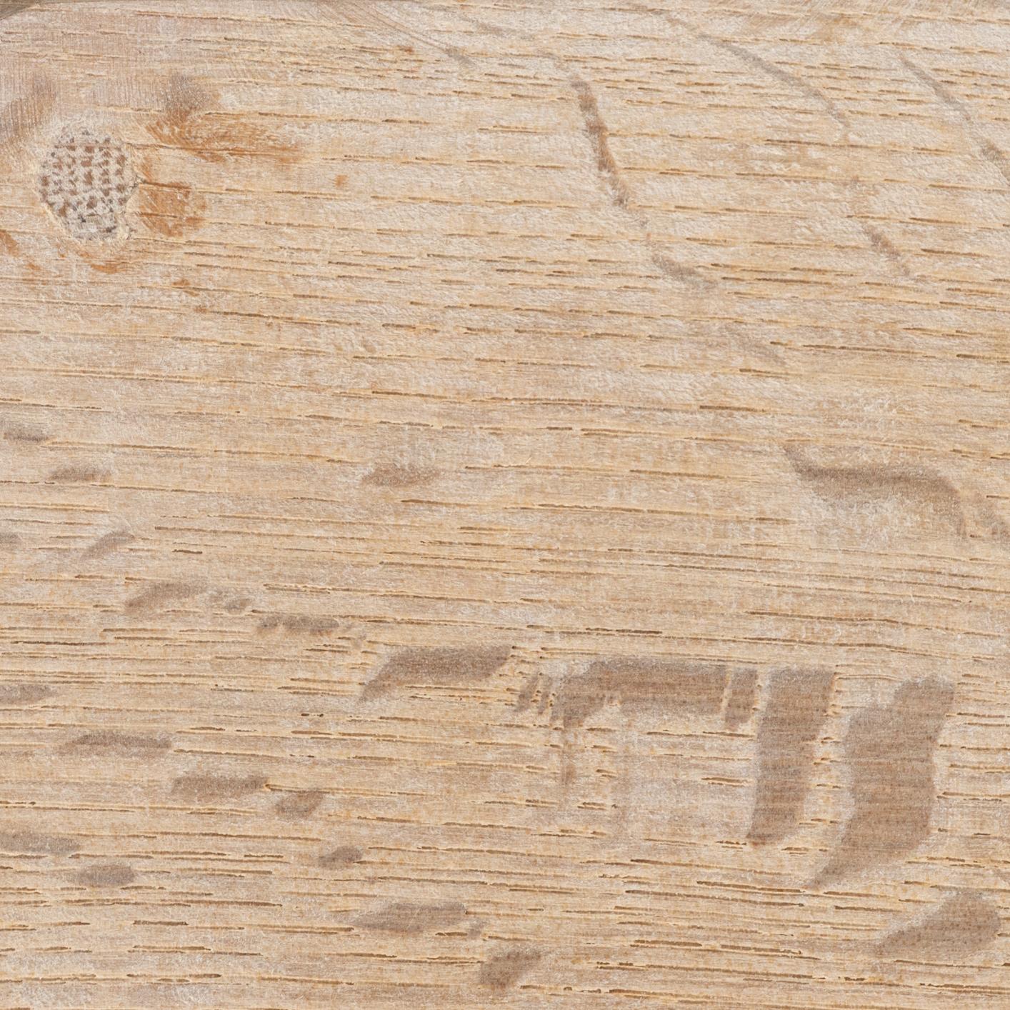 Table d'appoint en chêne de style provincial français des années 1900 en vente 4