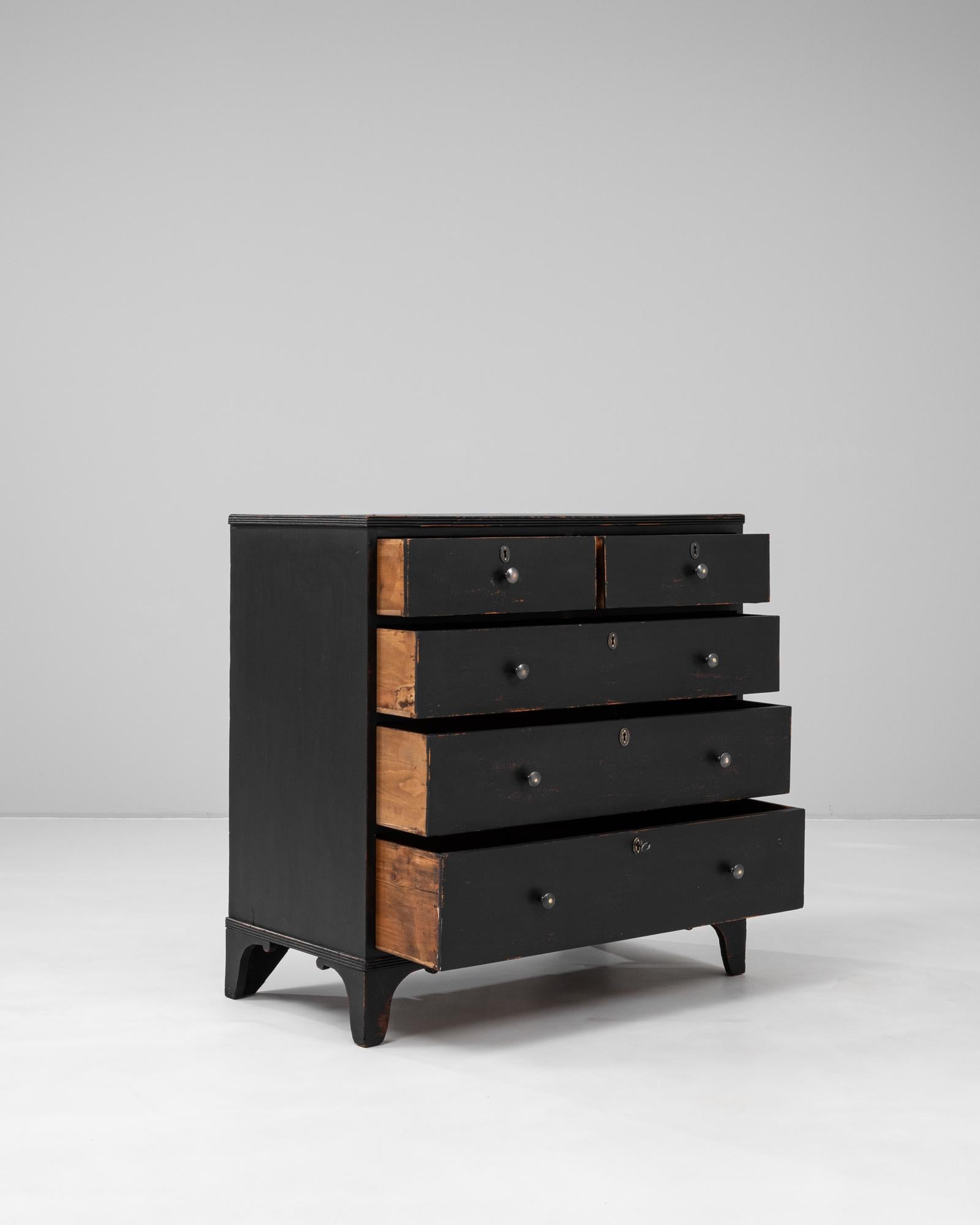 Legno Cassettiera francese del 1900 in Wood Patinato Nero in vendita