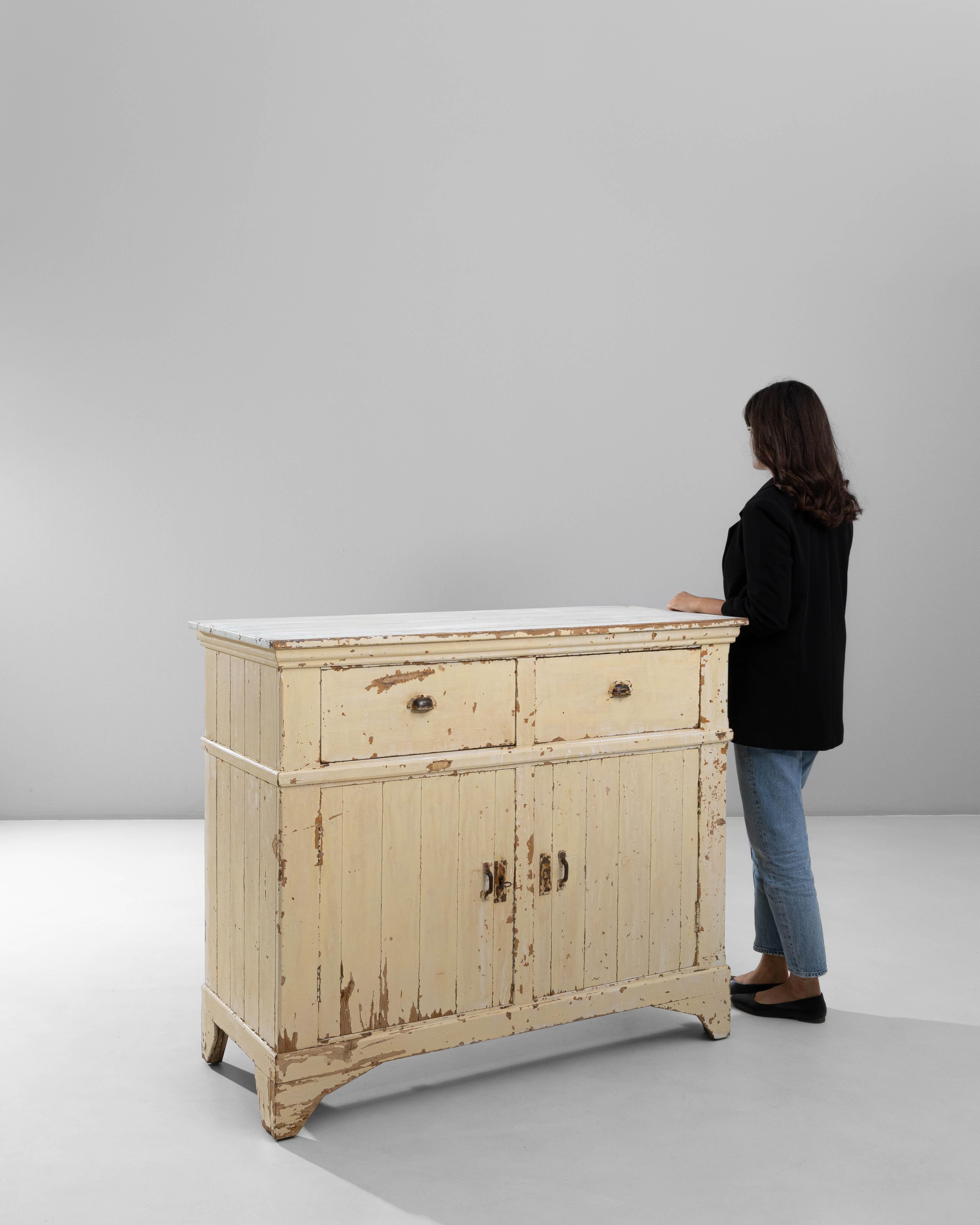 Bois 1900s French Wood Patinated Buffet en vente