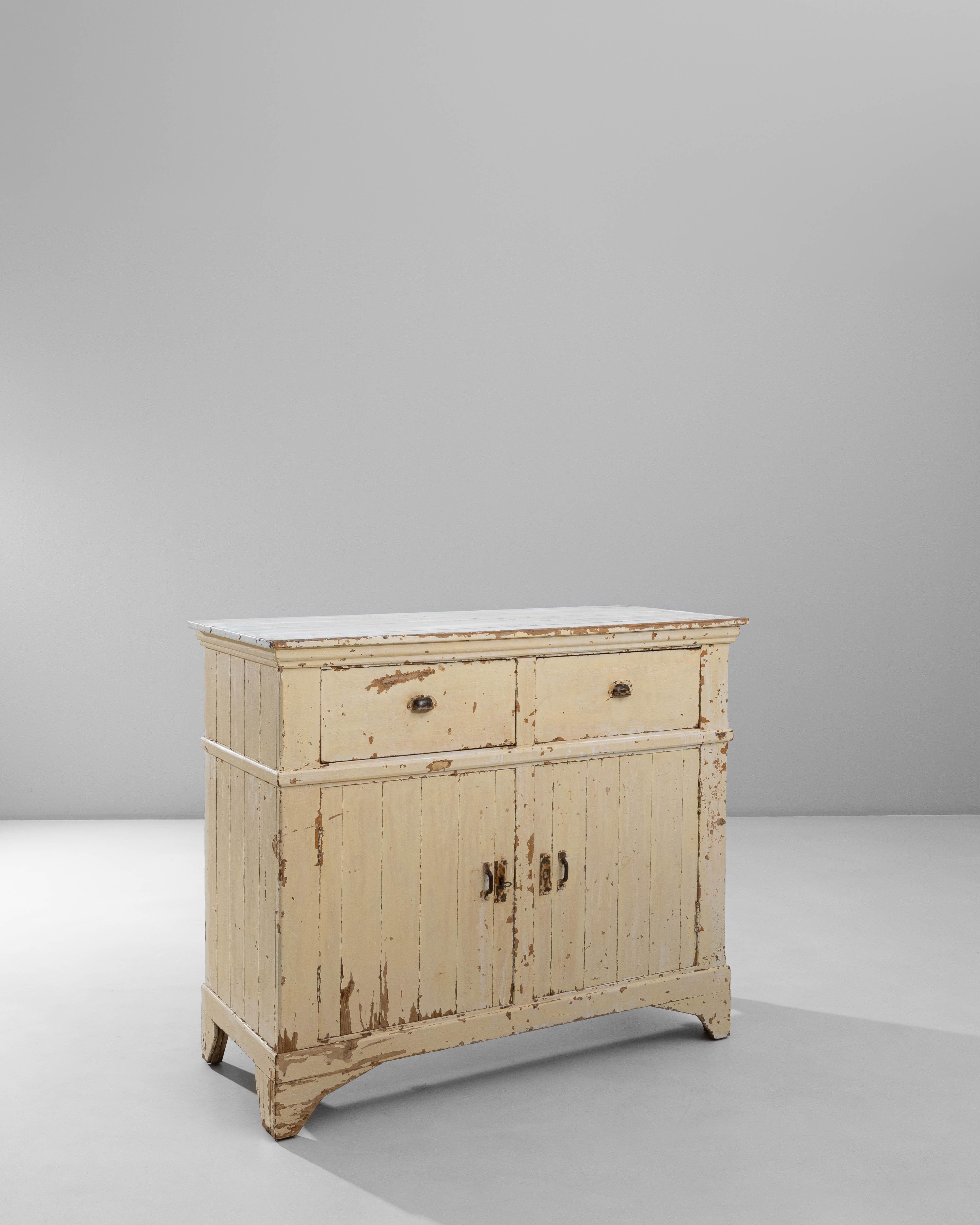 1900s French Wood Patinated Buffet en vente 1