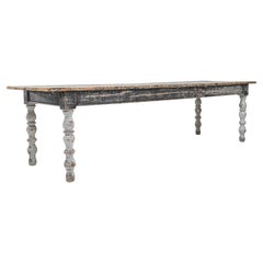 Table de salle à manger en bois patiné français des années 1900