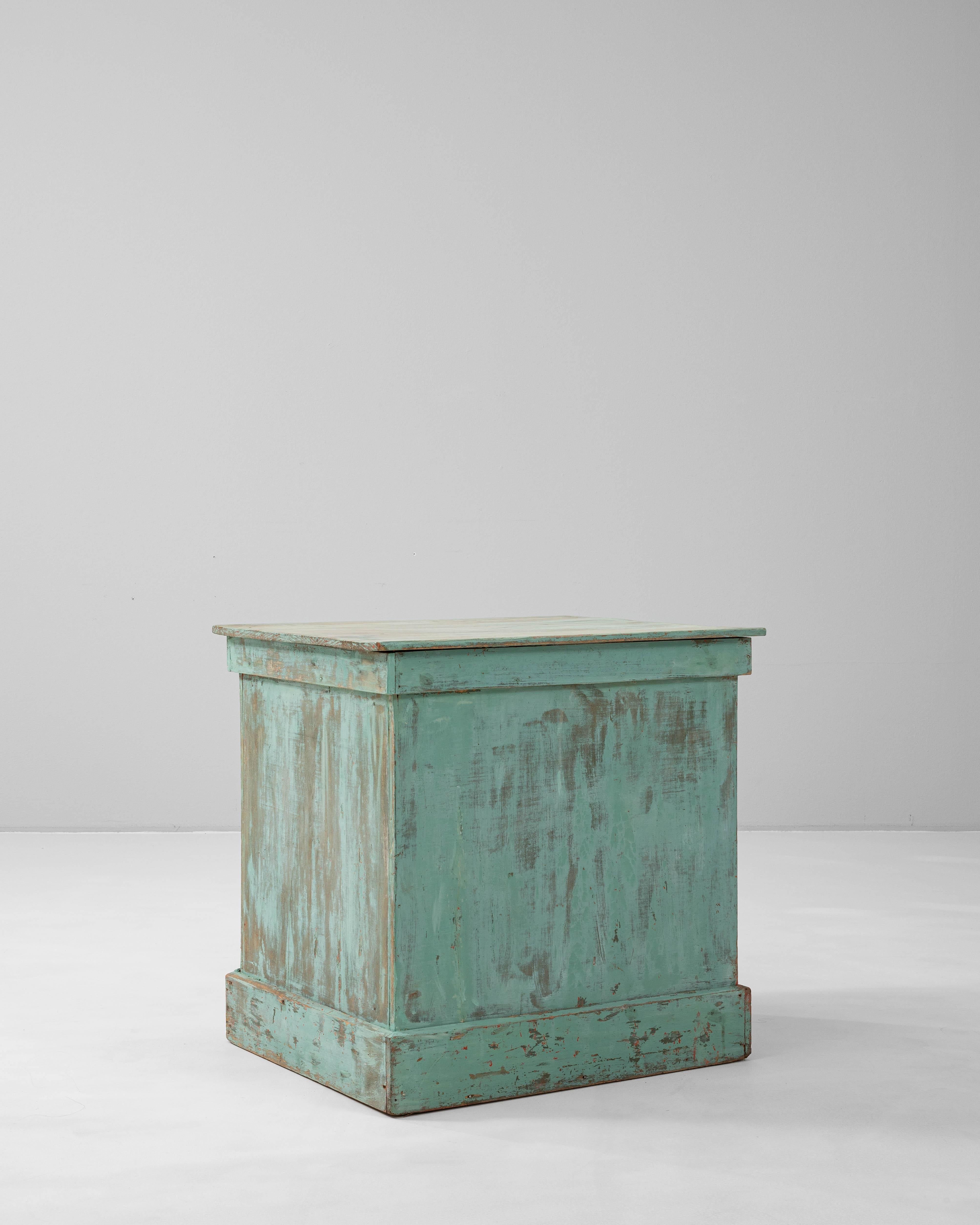 1900s French Wood Patinated Pedestal Patinado en venta