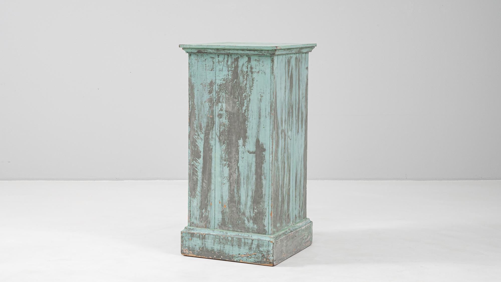 1900s French Wood Patinated Pedestal For Sale 3