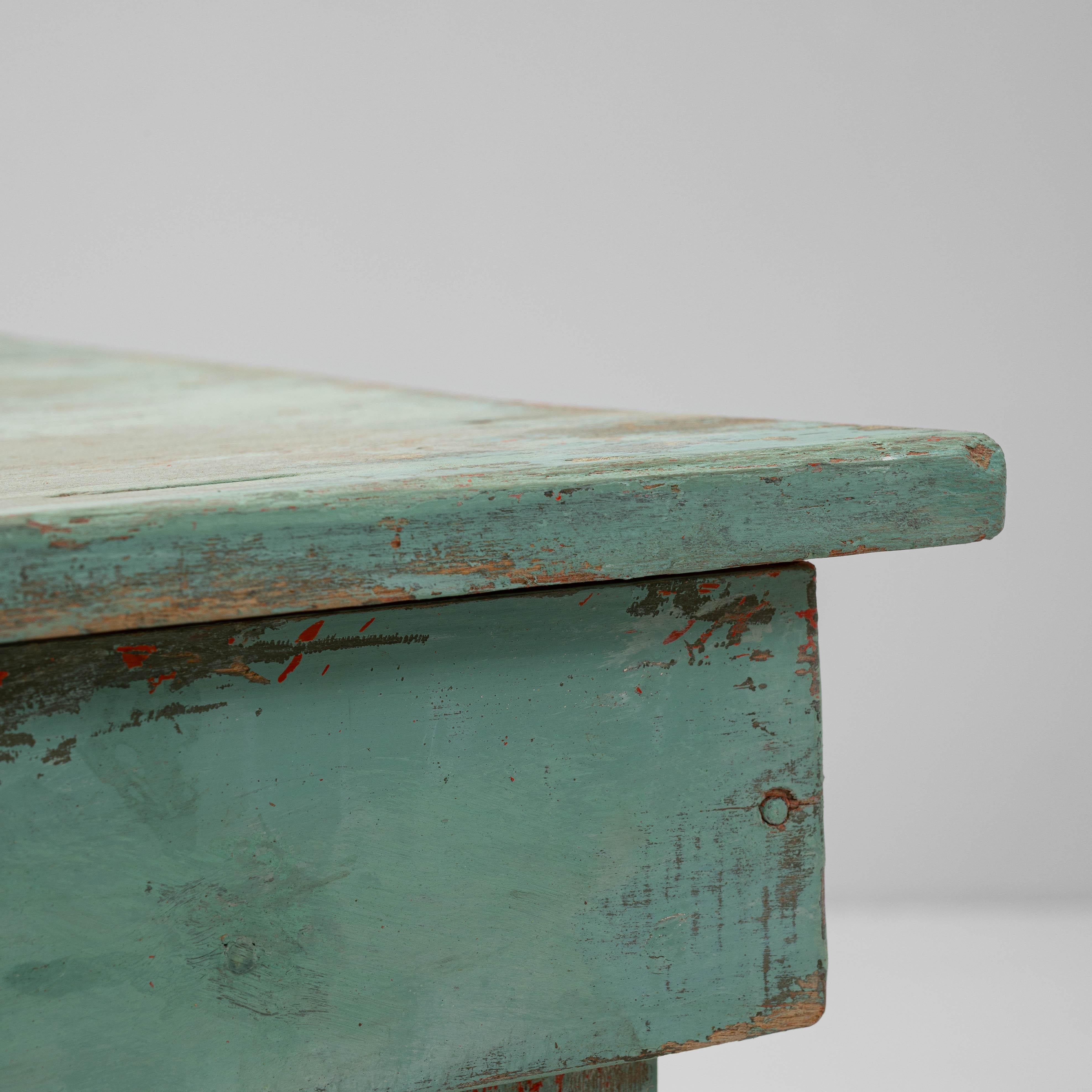 1900s French Wood Patinated Pedestal en venta 1